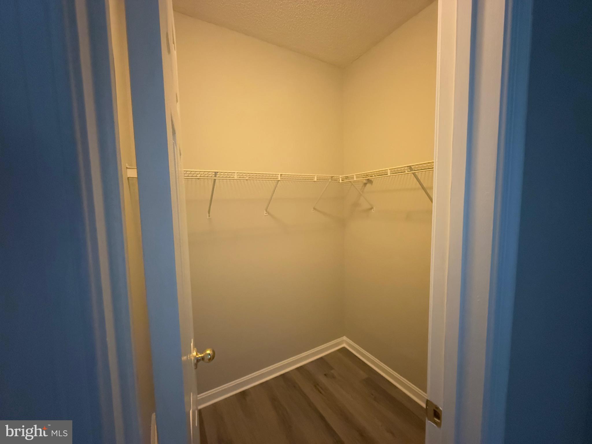 BRISTOL PARK - Residential Lease