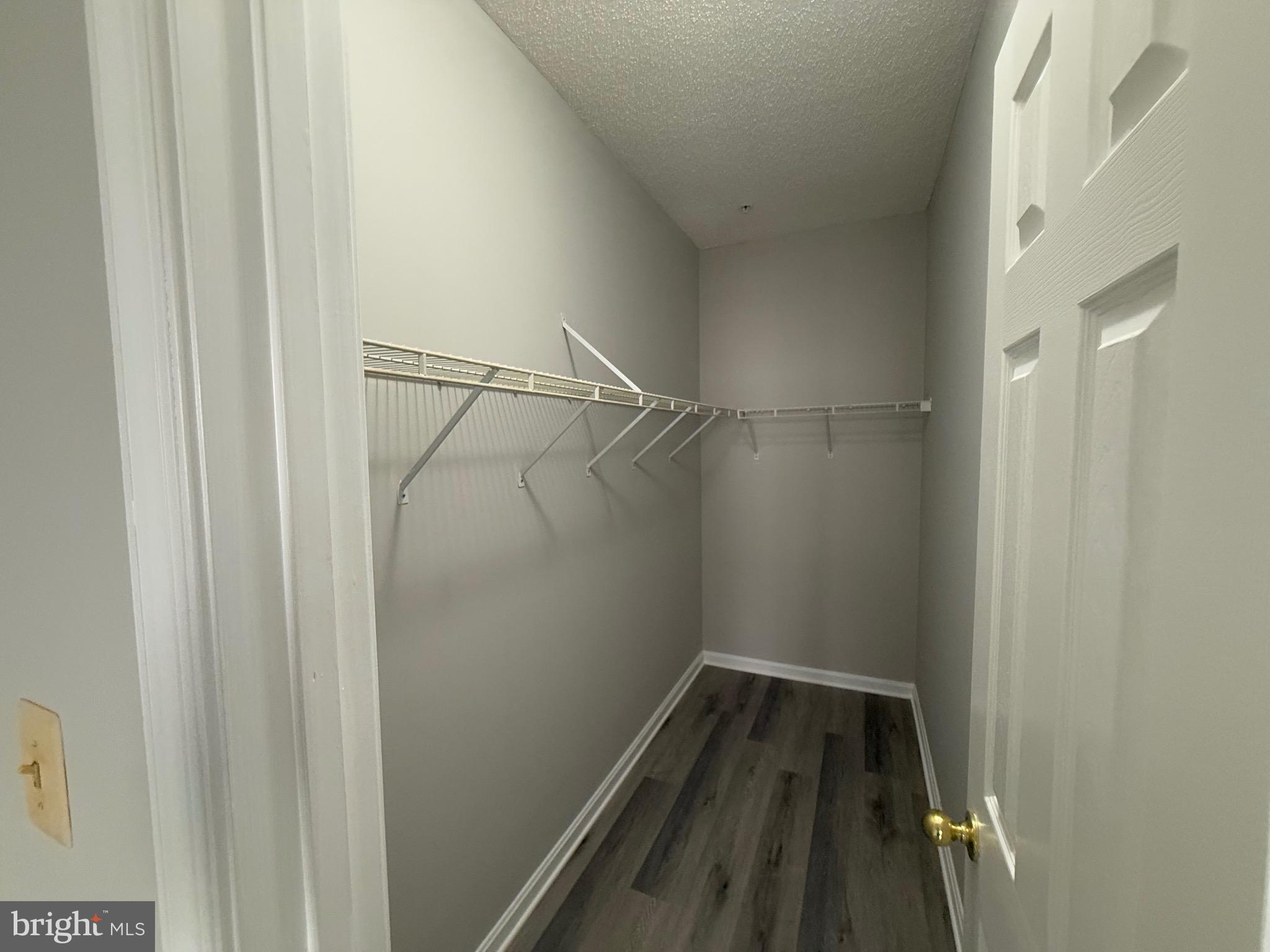 BRISTOL PARK - Residential Lease