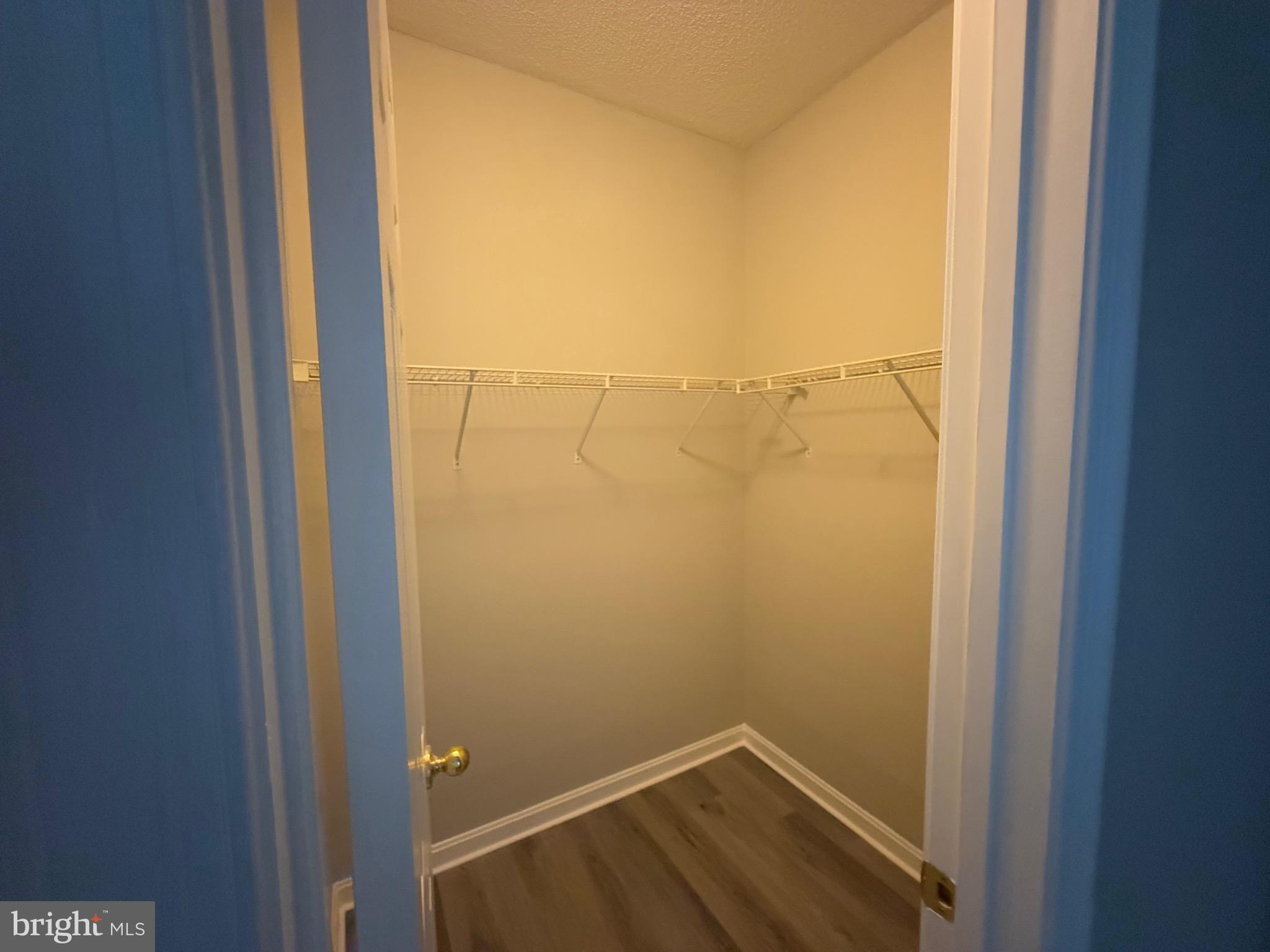 BRISTOL PARK - Residential Lease
