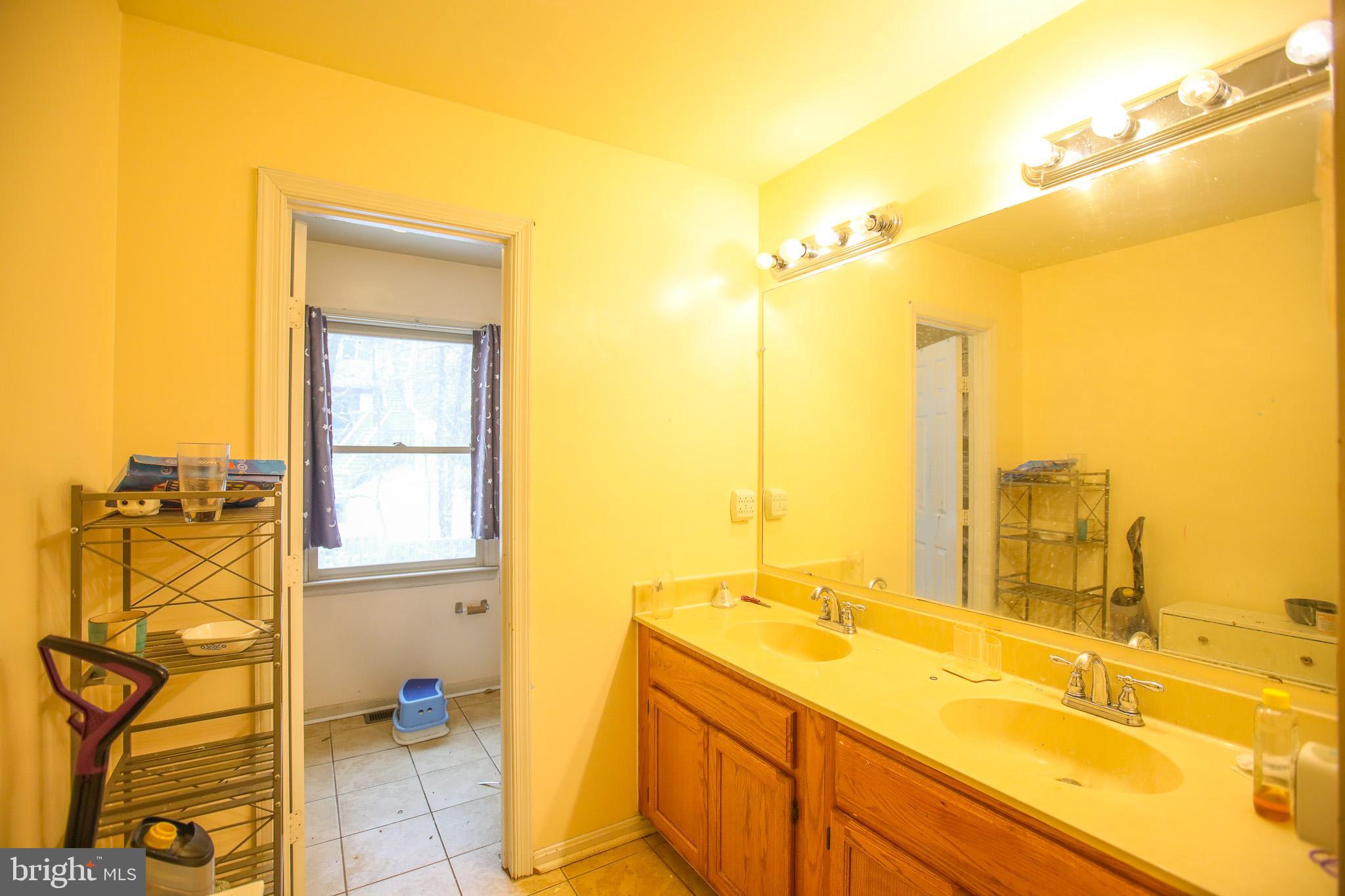 CHEVERLY OAKS II - Residential