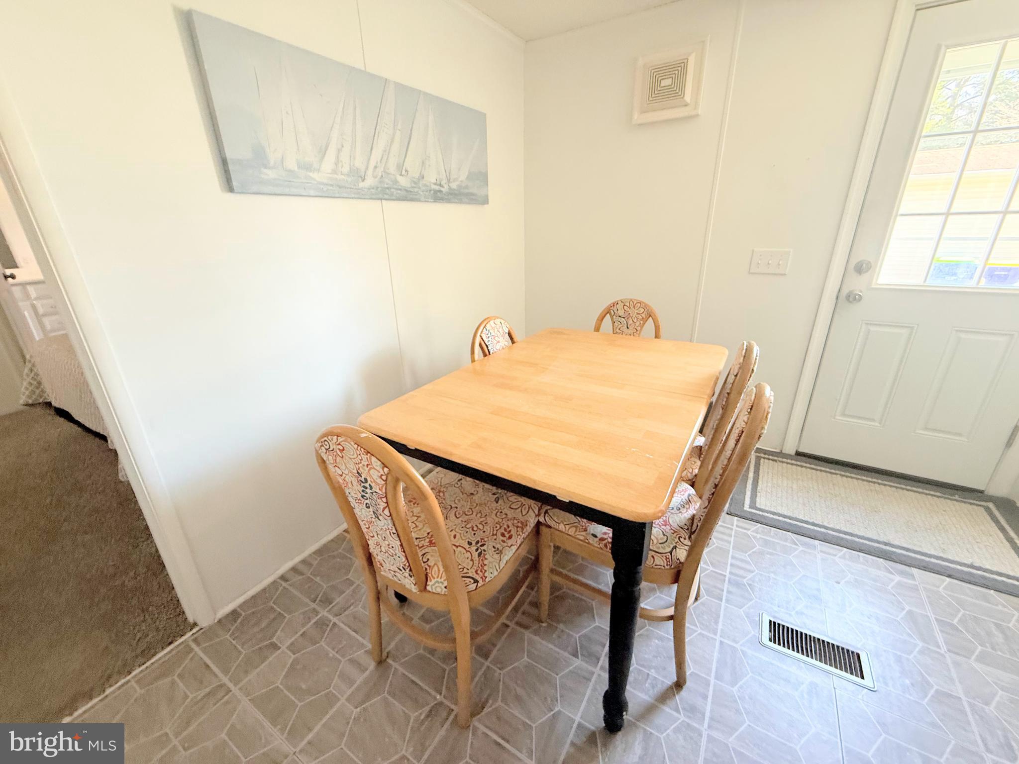 POTNETS CREEKSIDE - Residential