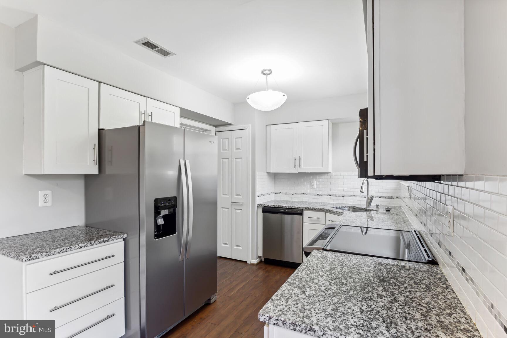 WOODLAND VILLAGE - Residential