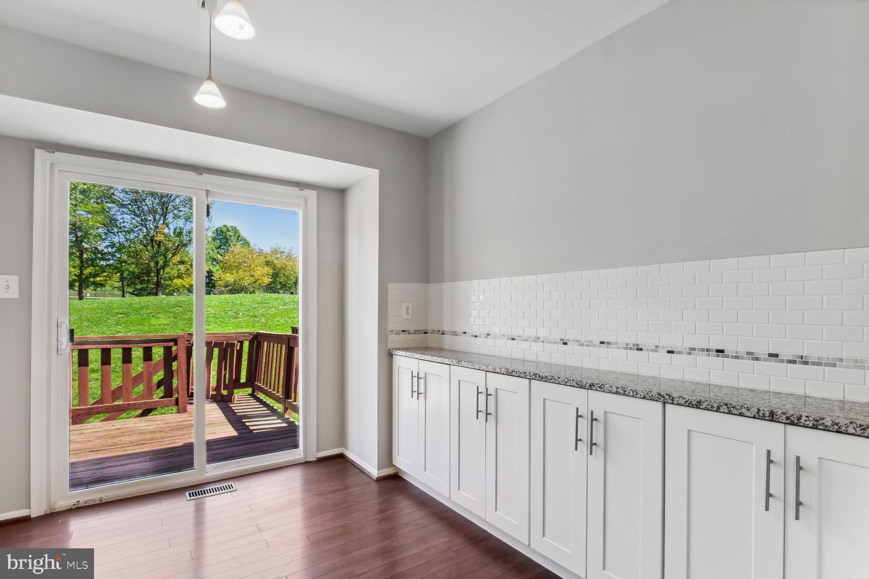 WOODLAND VILLAGE - Residential