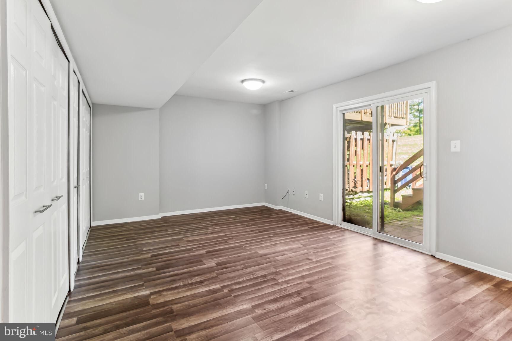 WOODLAND VILLAGE - Residential