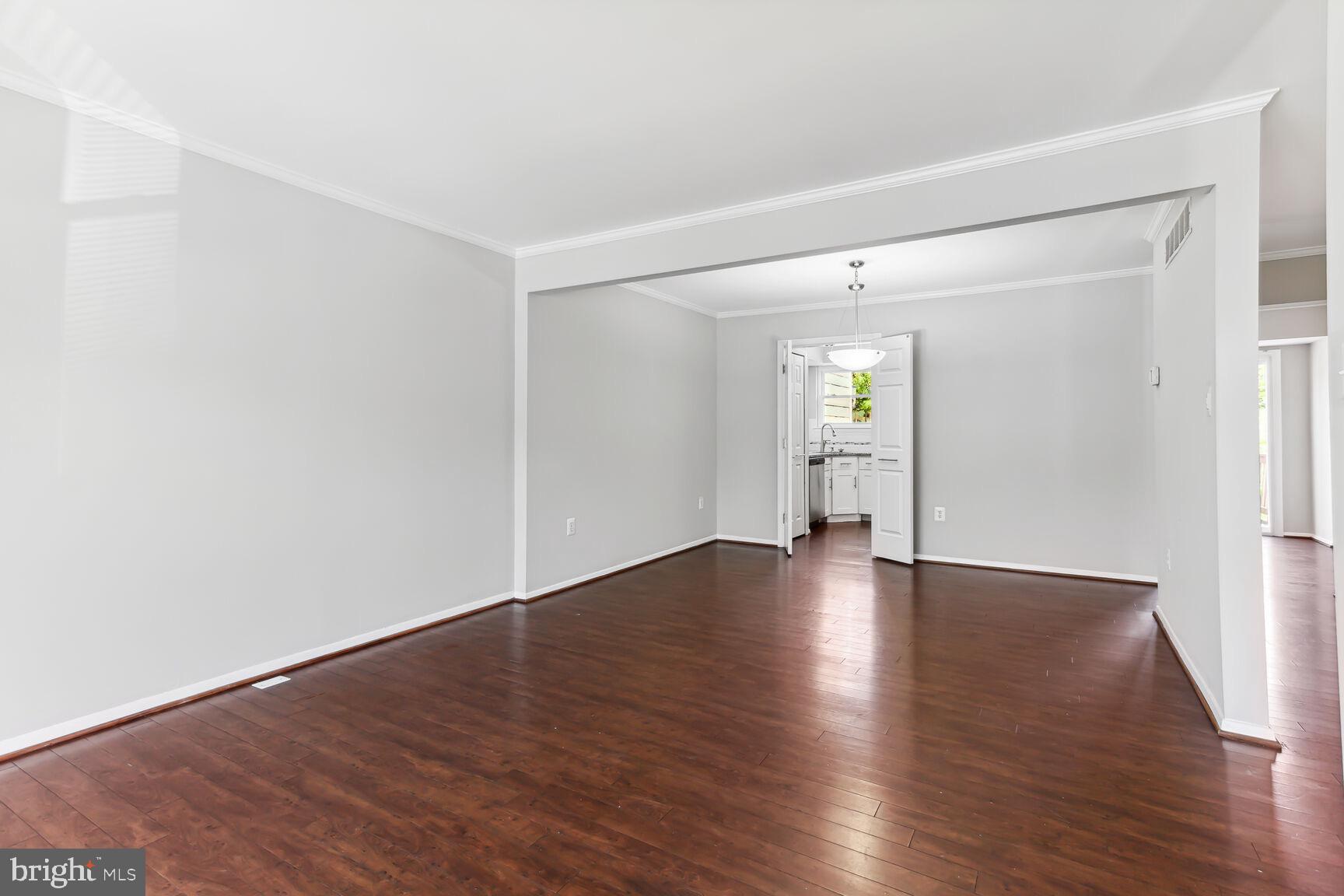 WOODLAND VILLAGE - Residential