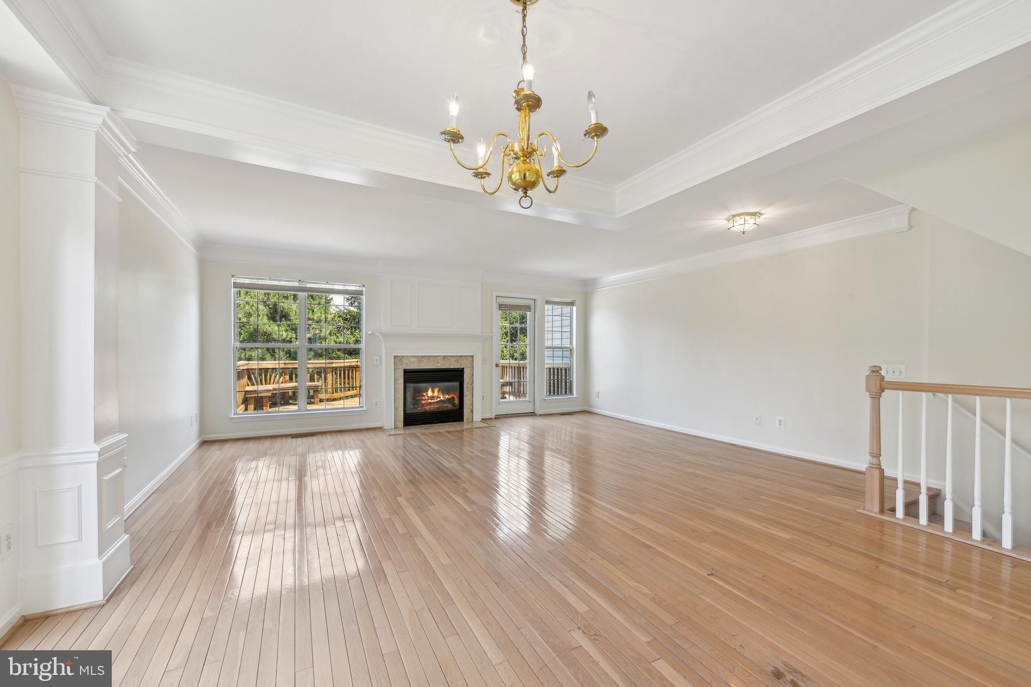 ASHBURN FARM - Residential Lease