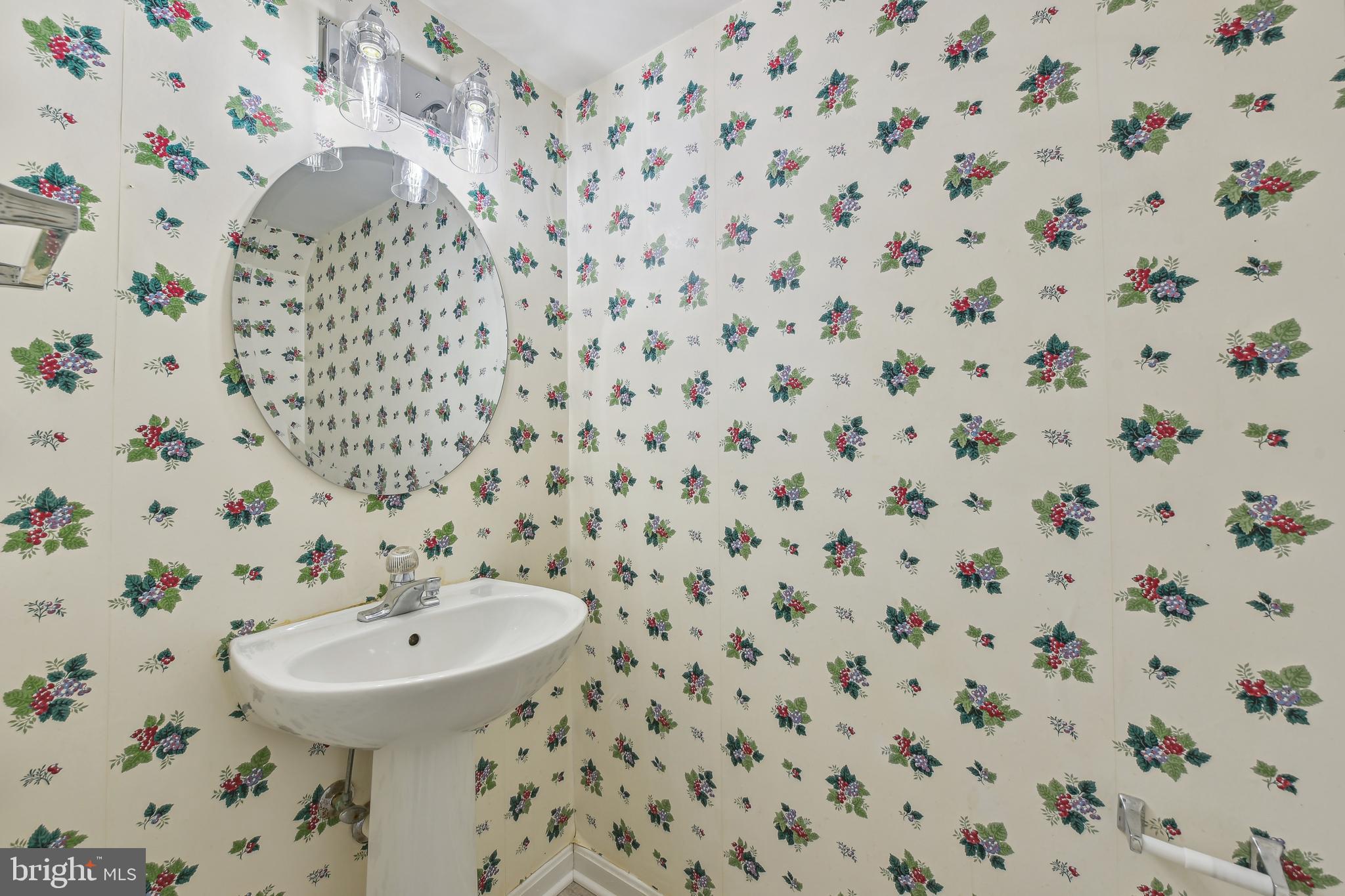 ASHBURN FARM - Residential Lease