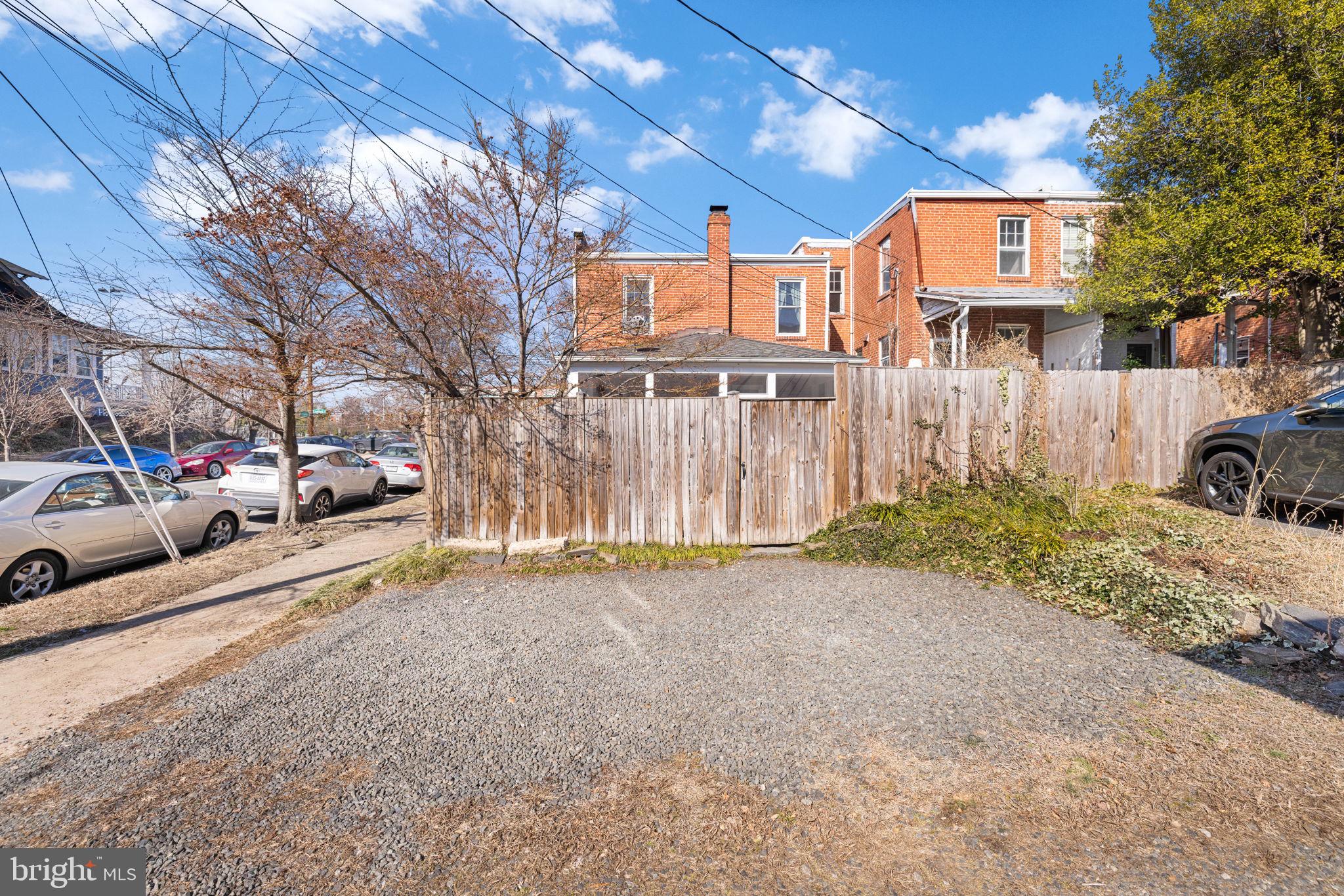 OLD TOWN - Residential