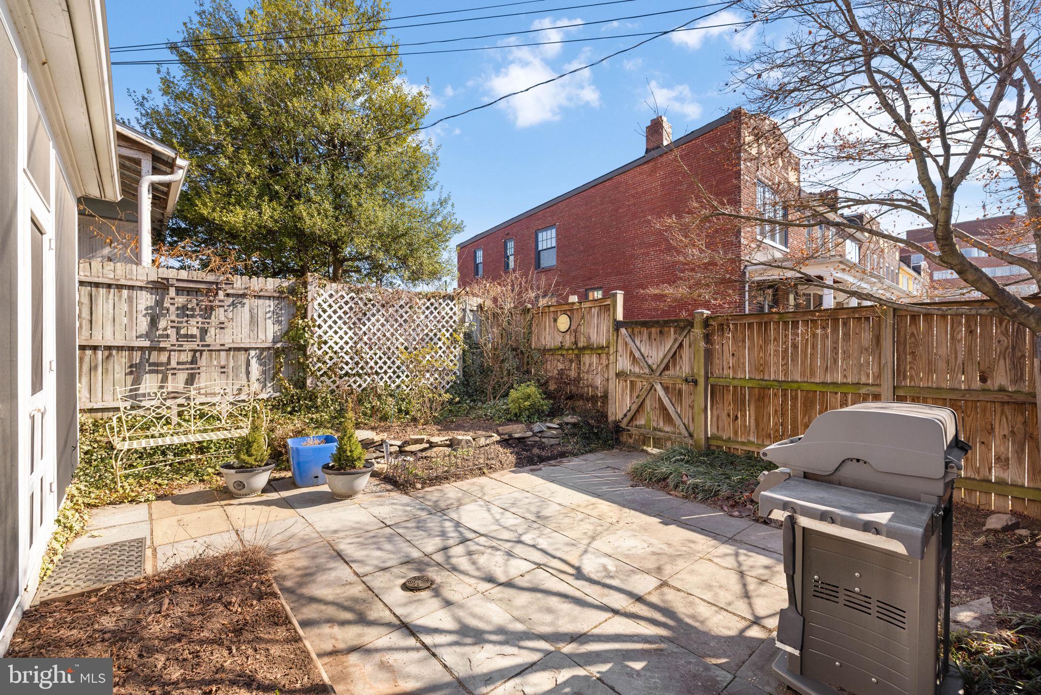 OLD TOWN - Residential