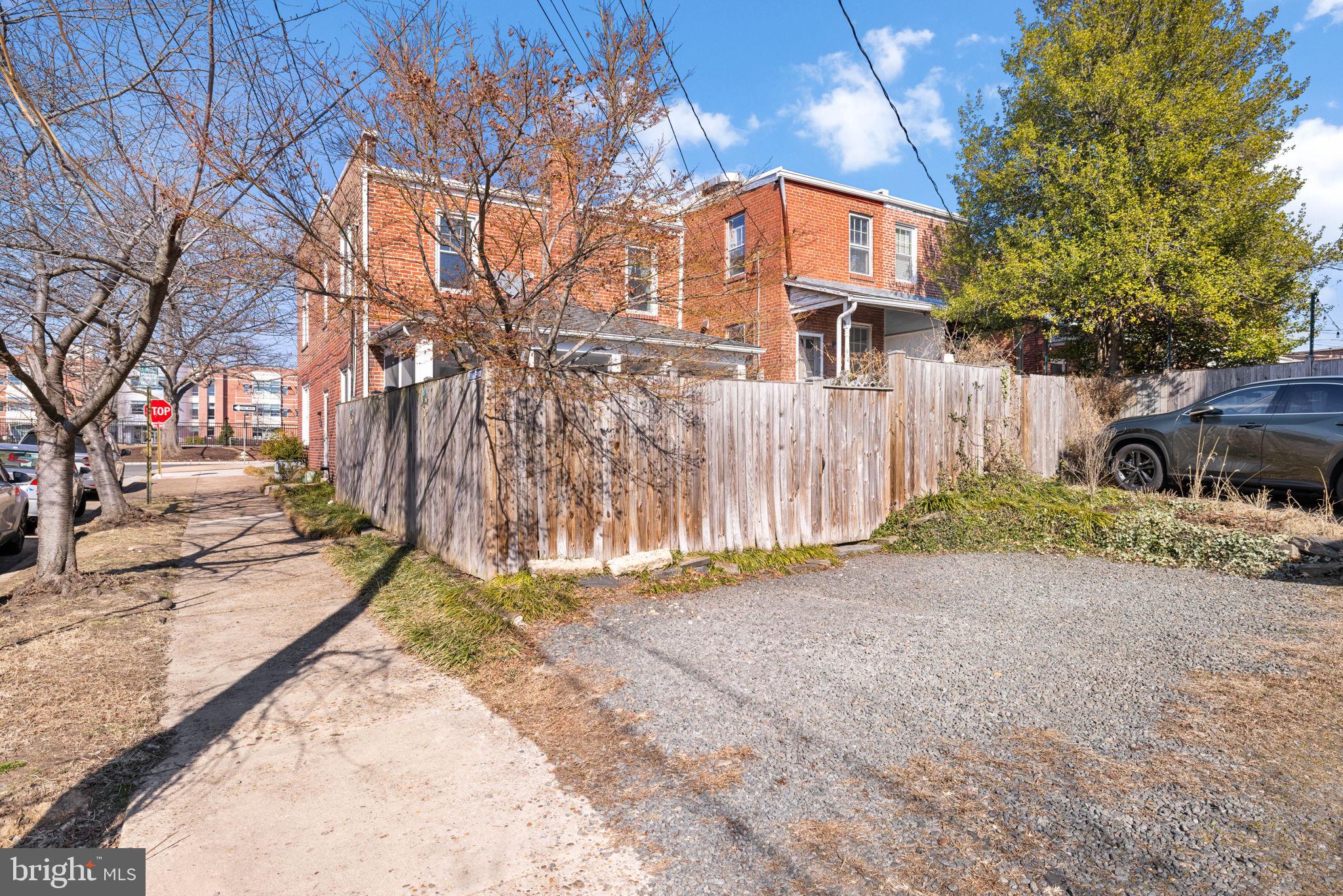 OLD TOWN - Residential