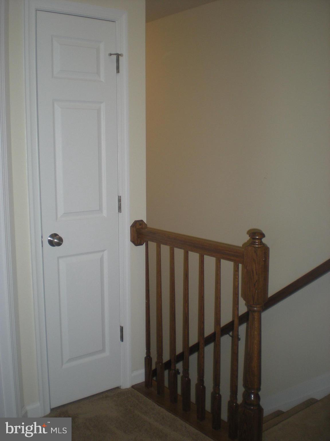 BARNETT AVENUE TOWNHOMES - Residential Lease