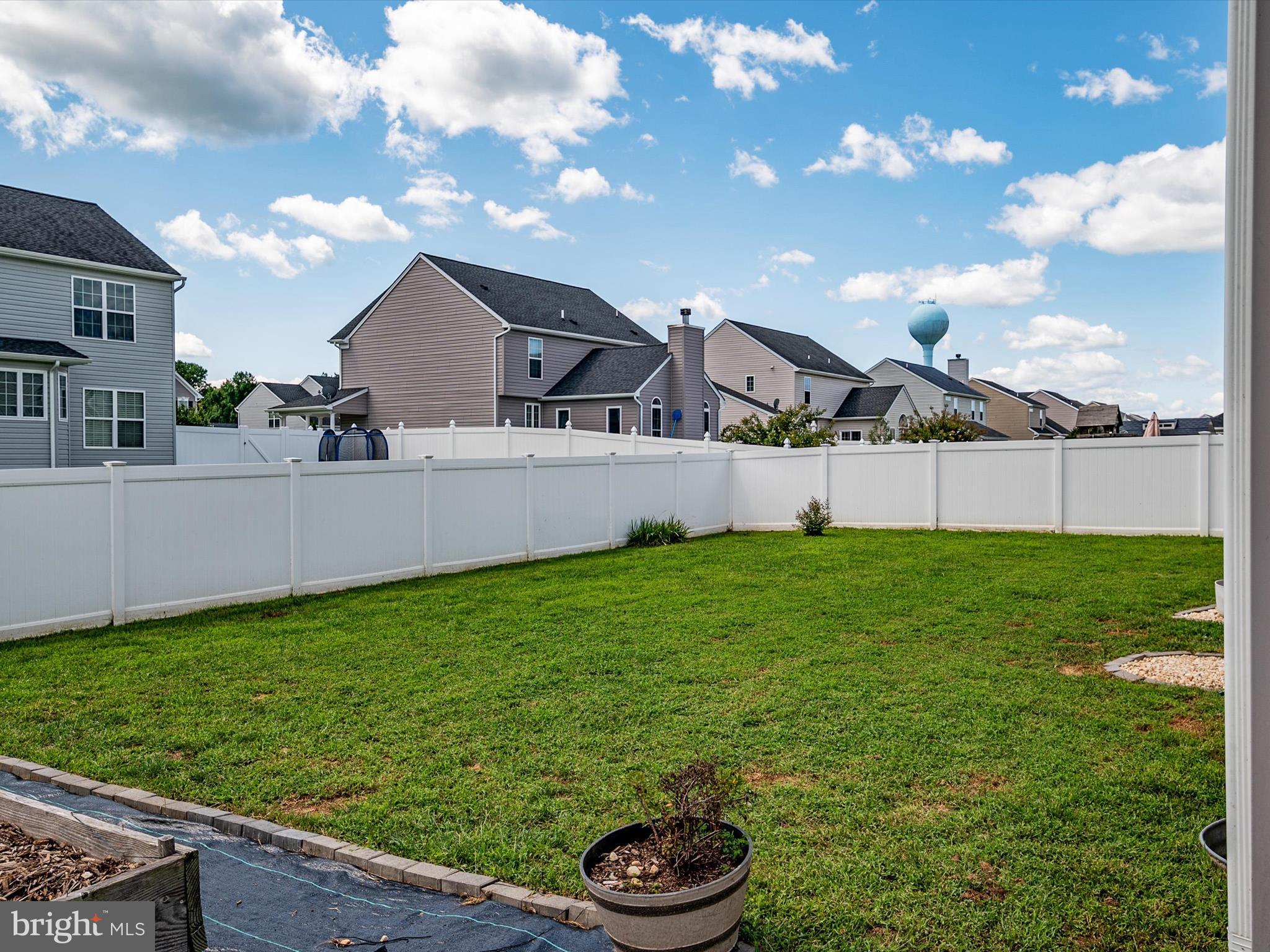 NORTH BROOK - Residential