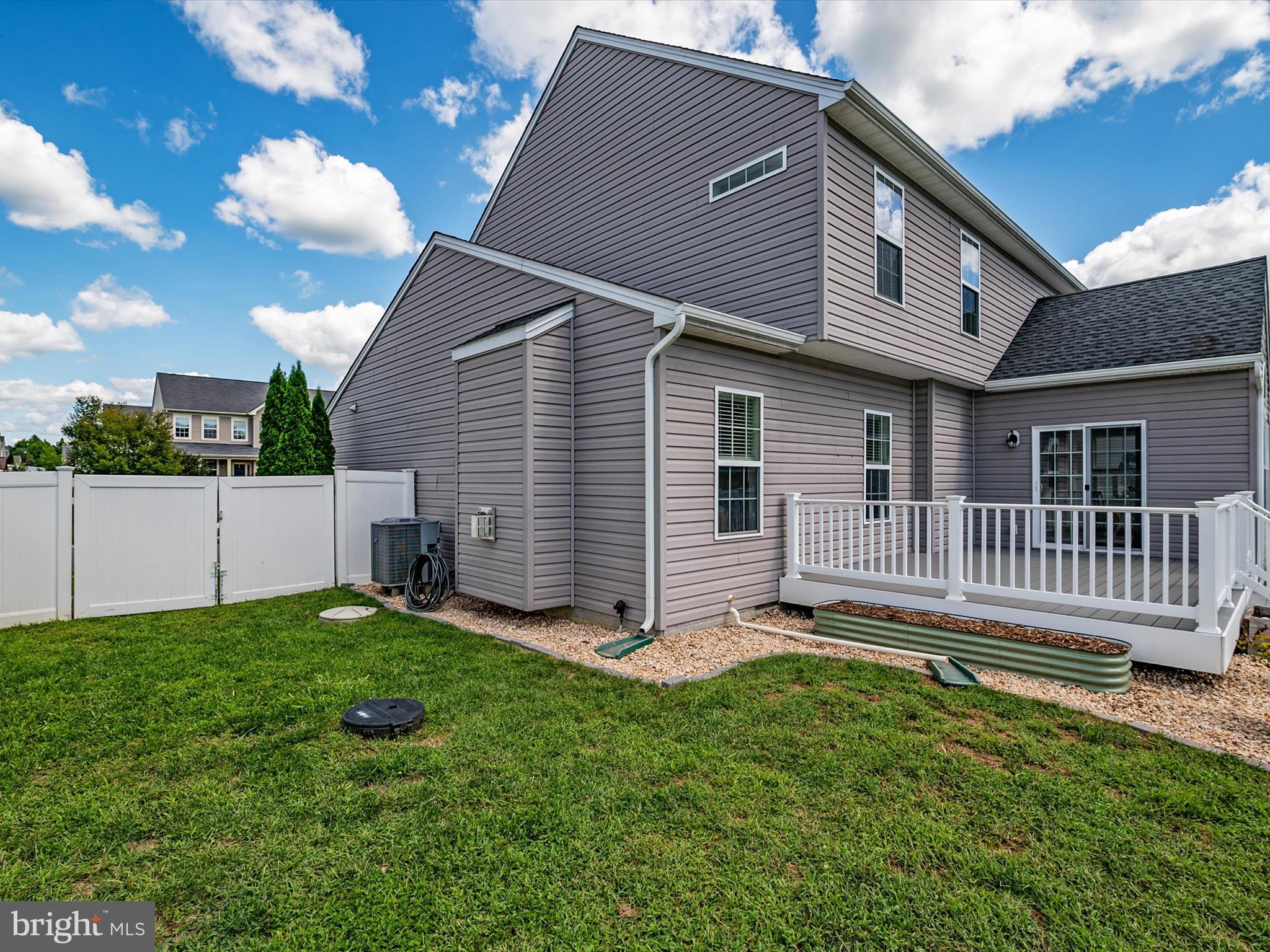 NORTH BROOK - Residential