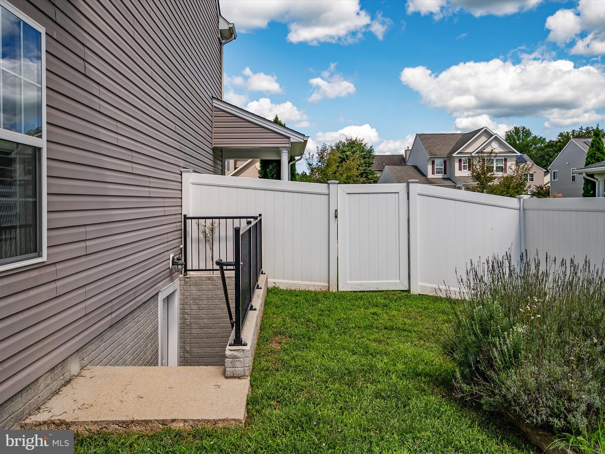 NORTH BROOK - Residential