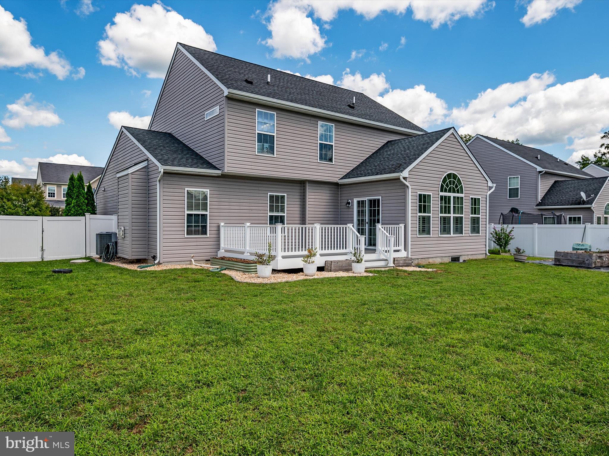 NORTH BROOK - Residential