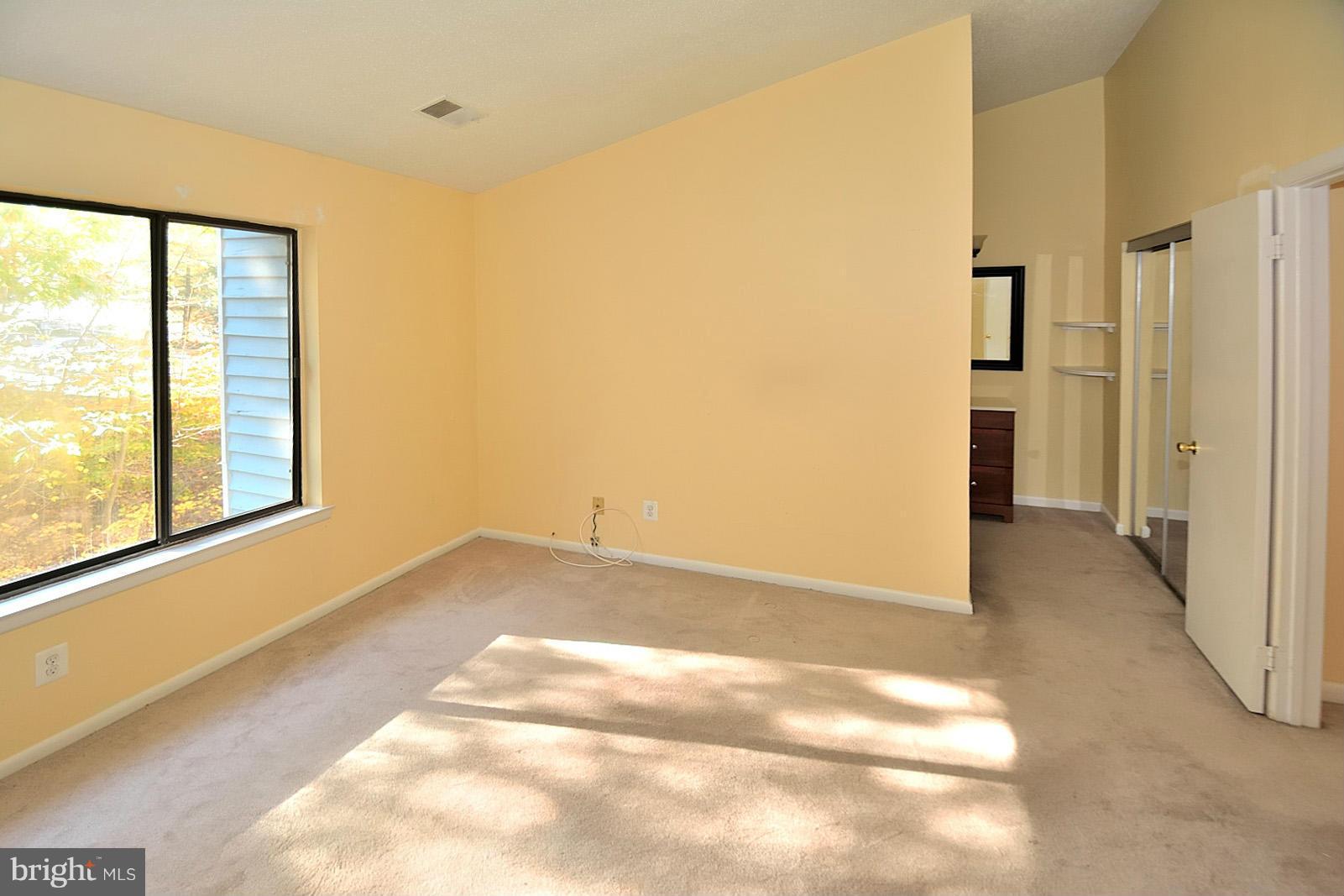 LAKE RIDGE - Residential Lease