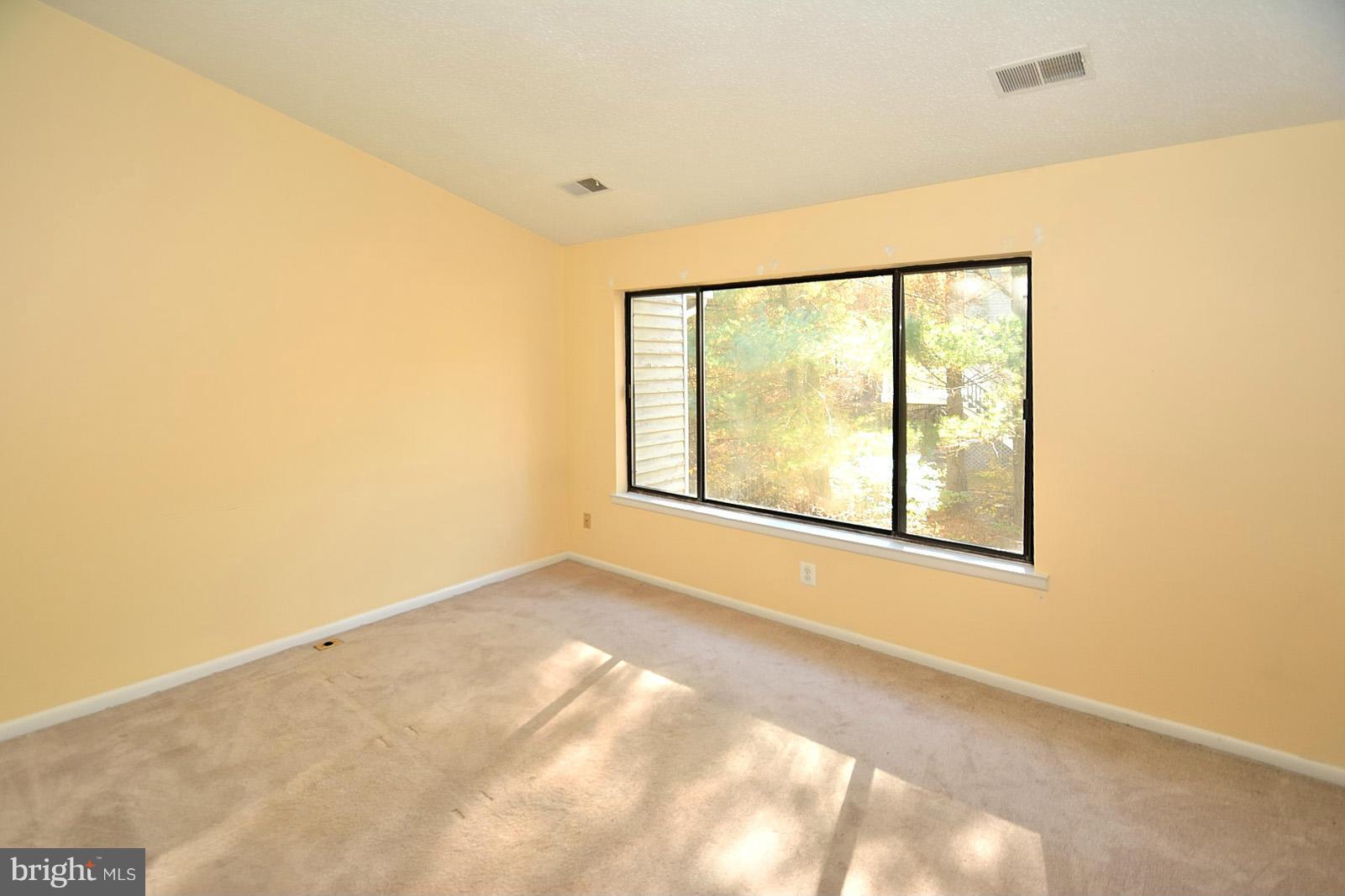 LAKE RIDGE - Residential Lease