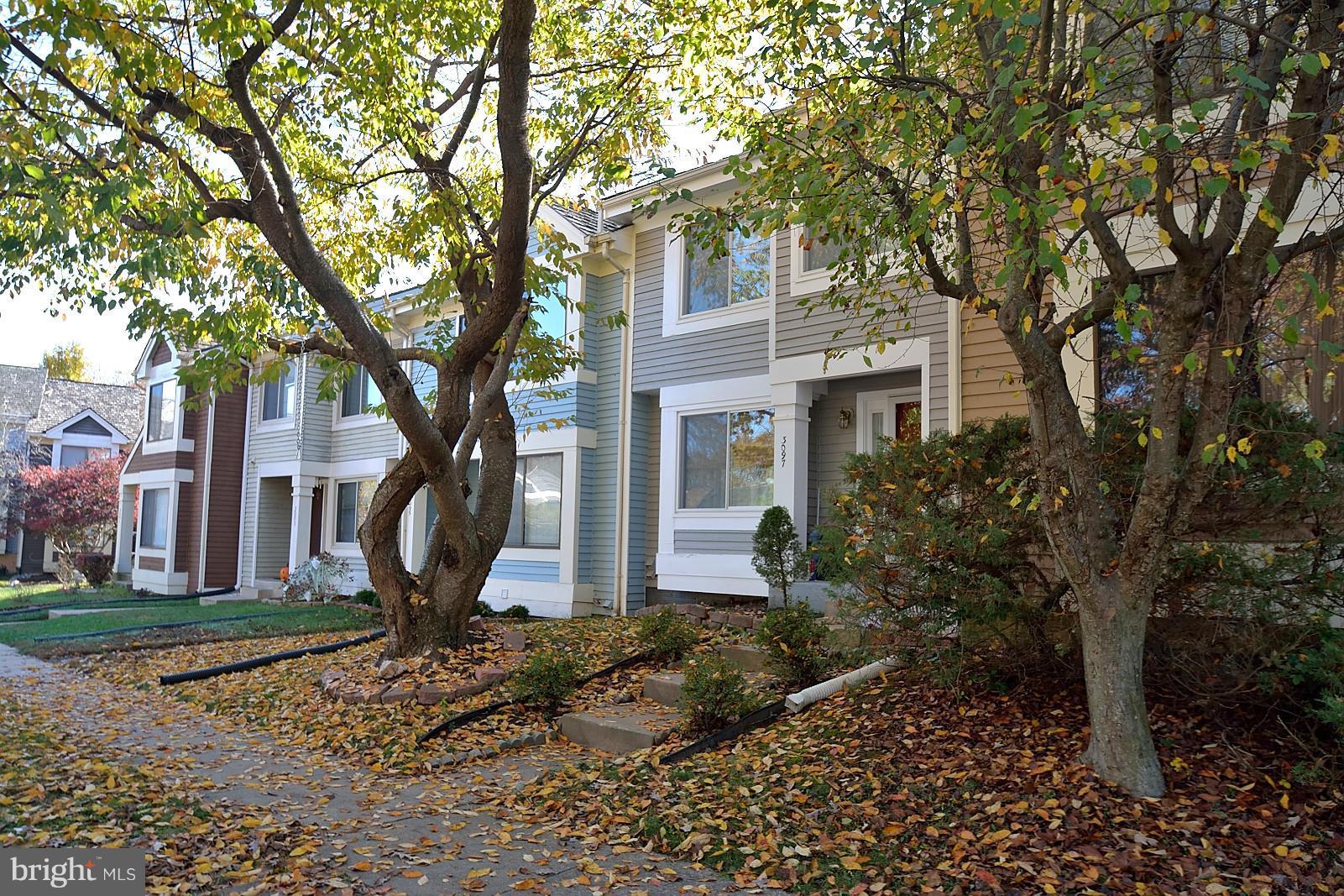 LAKE RIDGE - Residential Lease