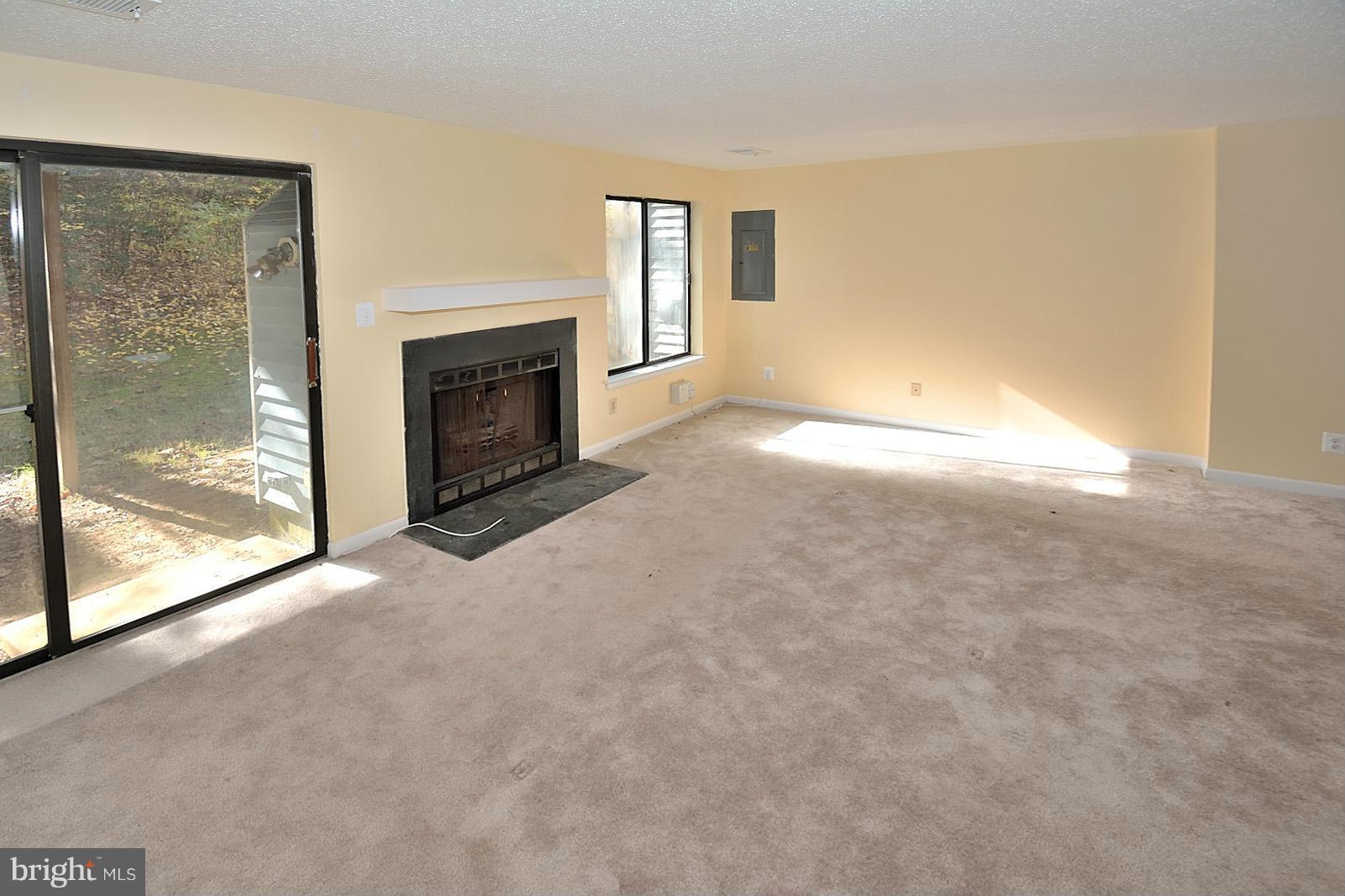 LAKE RIDGE - Residential Lease