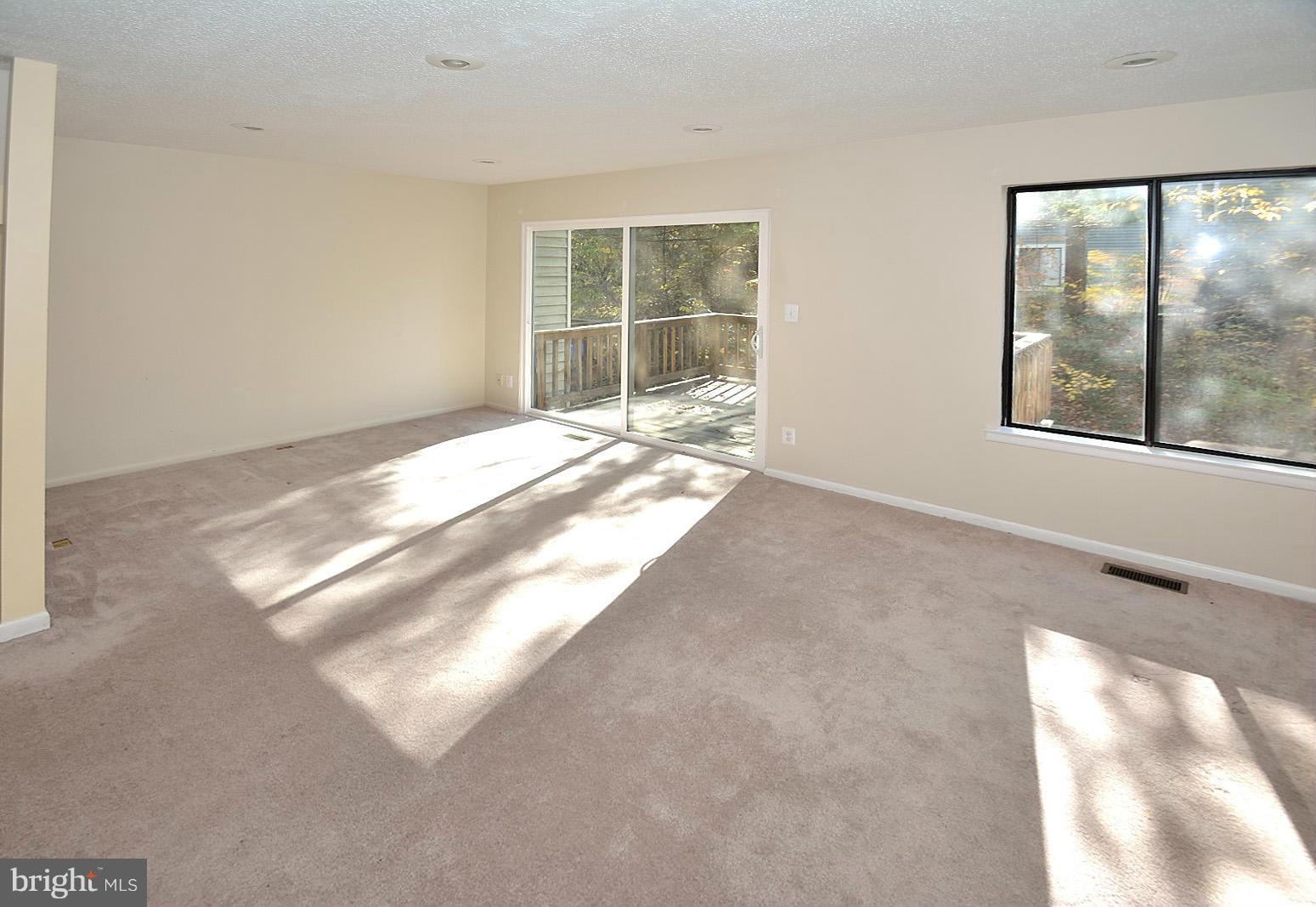 LAKE RIDGE - Residential Lease