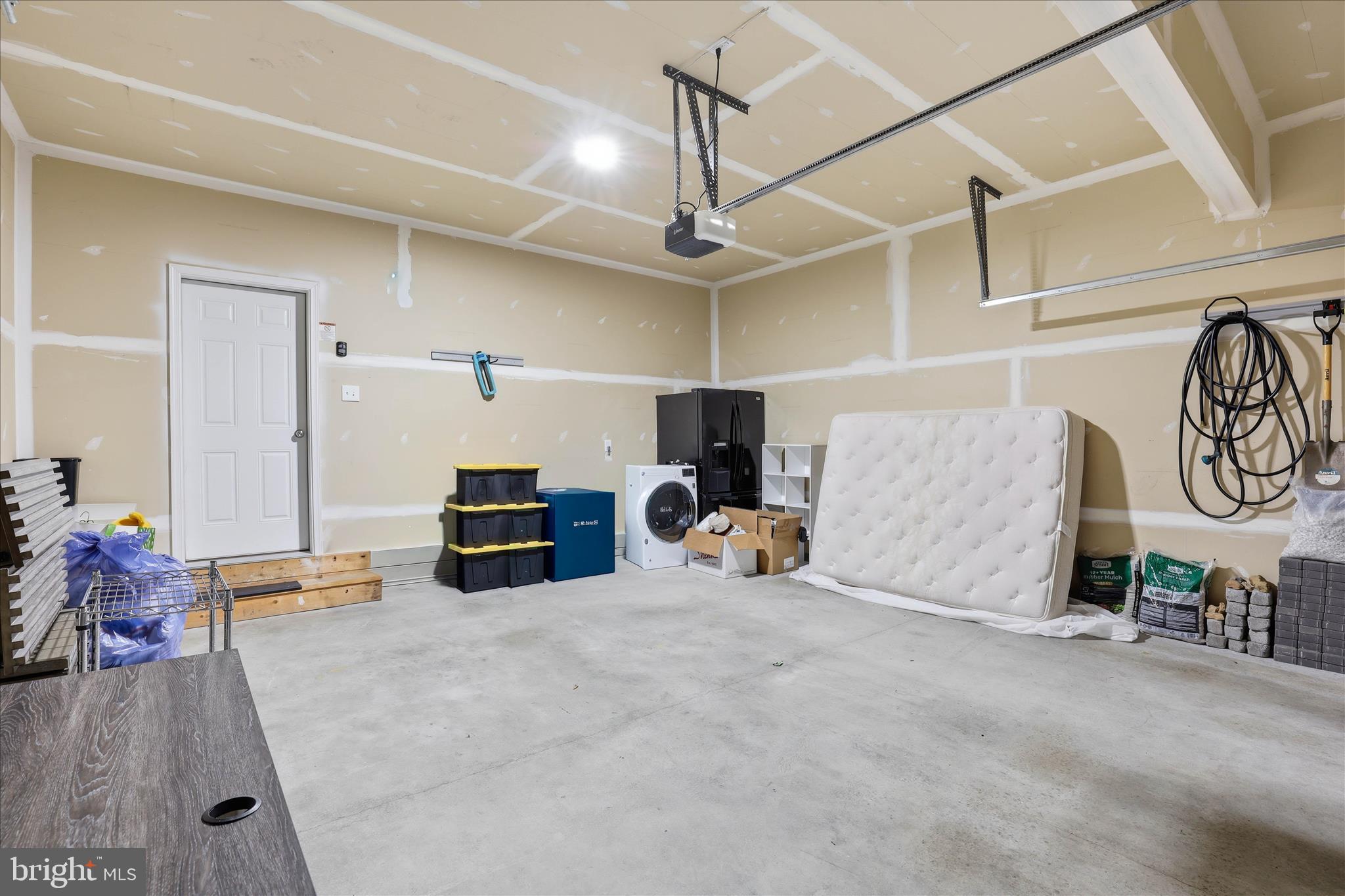 ROLLING MEADOWS AT RENTZEL FARM - Residential