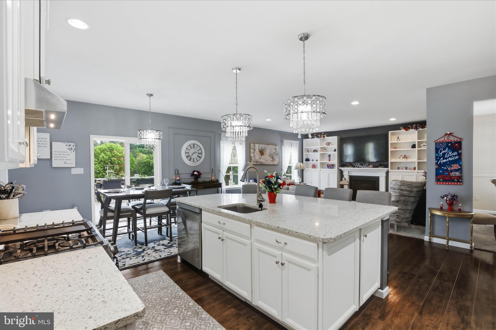 ROLLING MEADOWS AT RENTZEL FARM - Residential