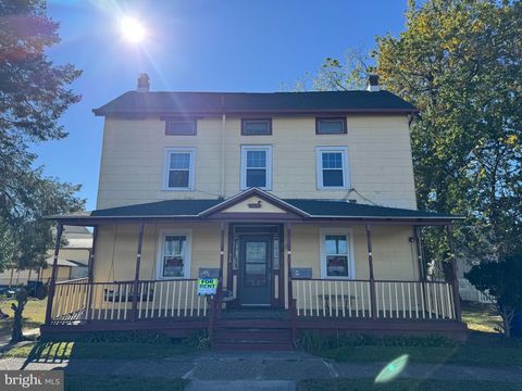 310 FRONT STREET BEVERLY NJ 08010