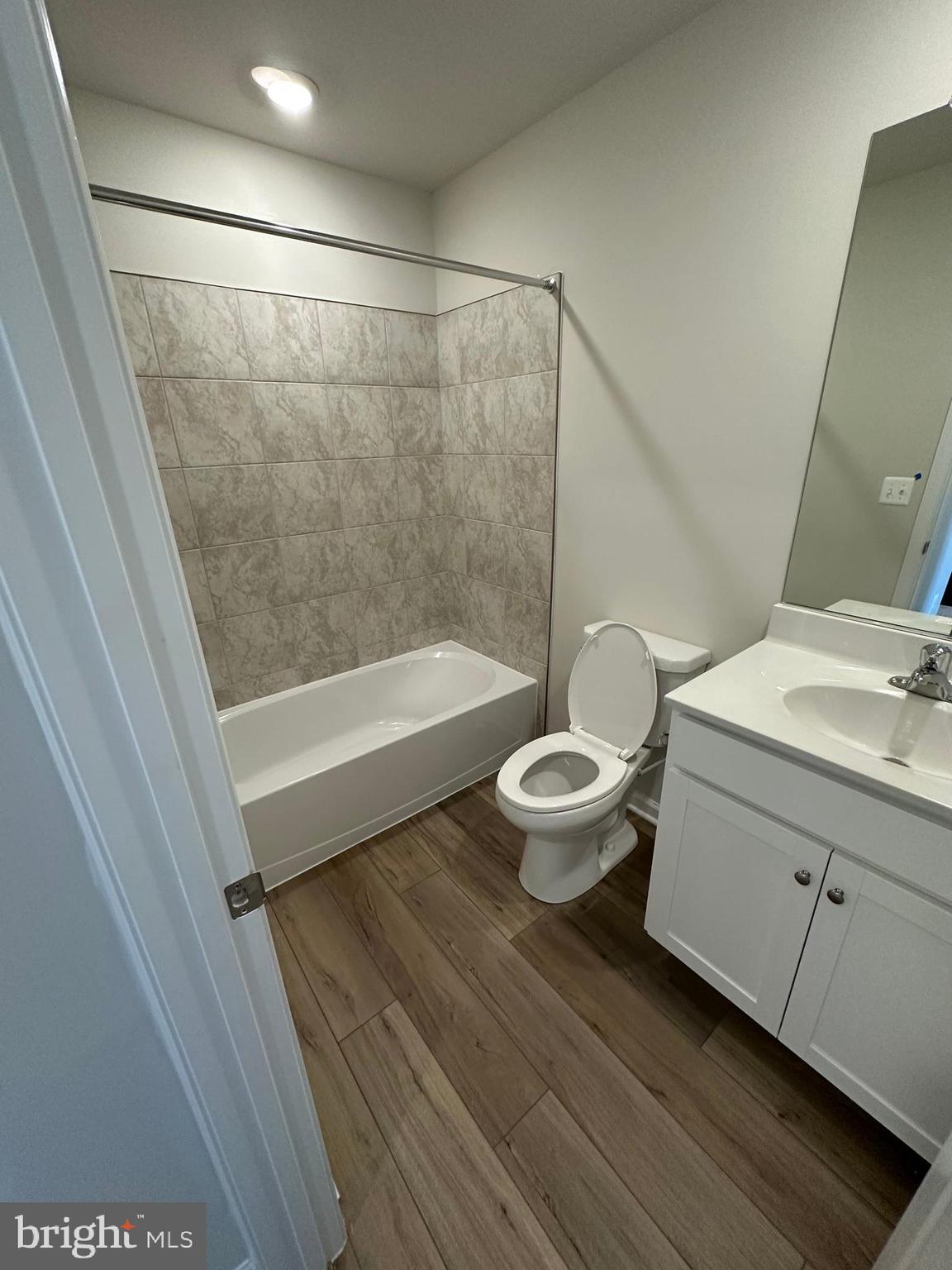 THE GALLERY - Residential Lease