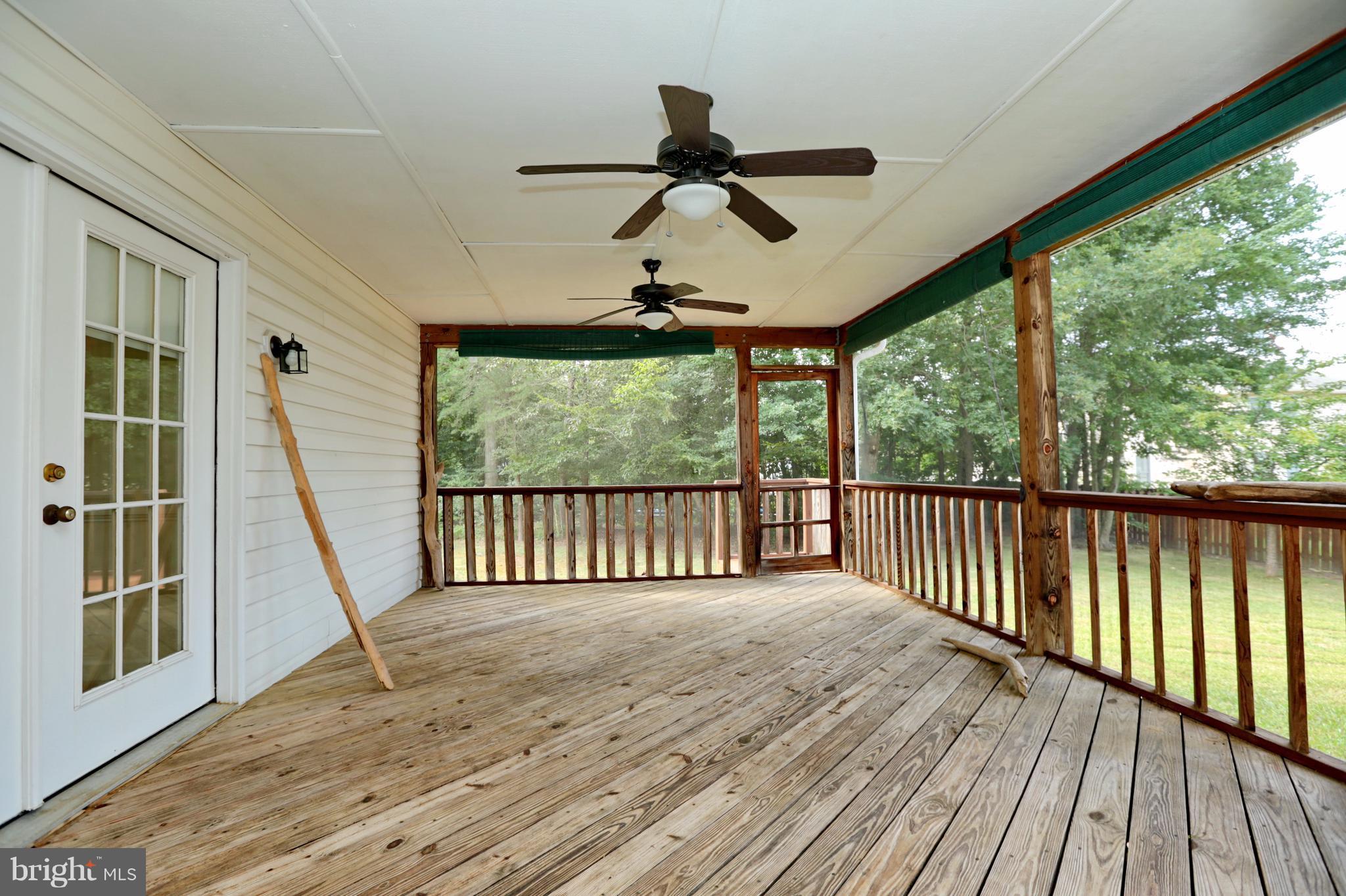 KINGS GRANT LA PLATA - Residential