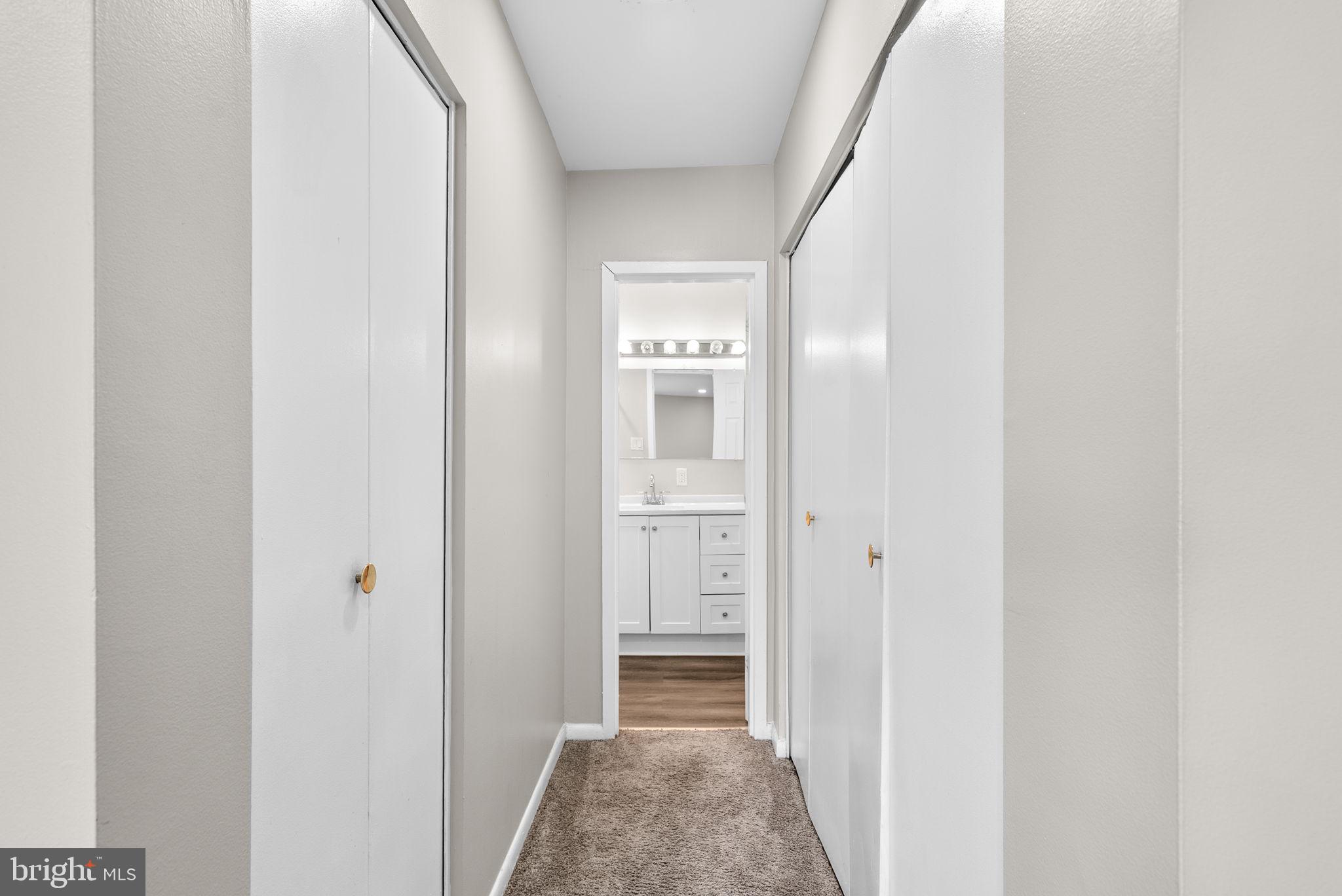 TREETOP CONDO - Residential