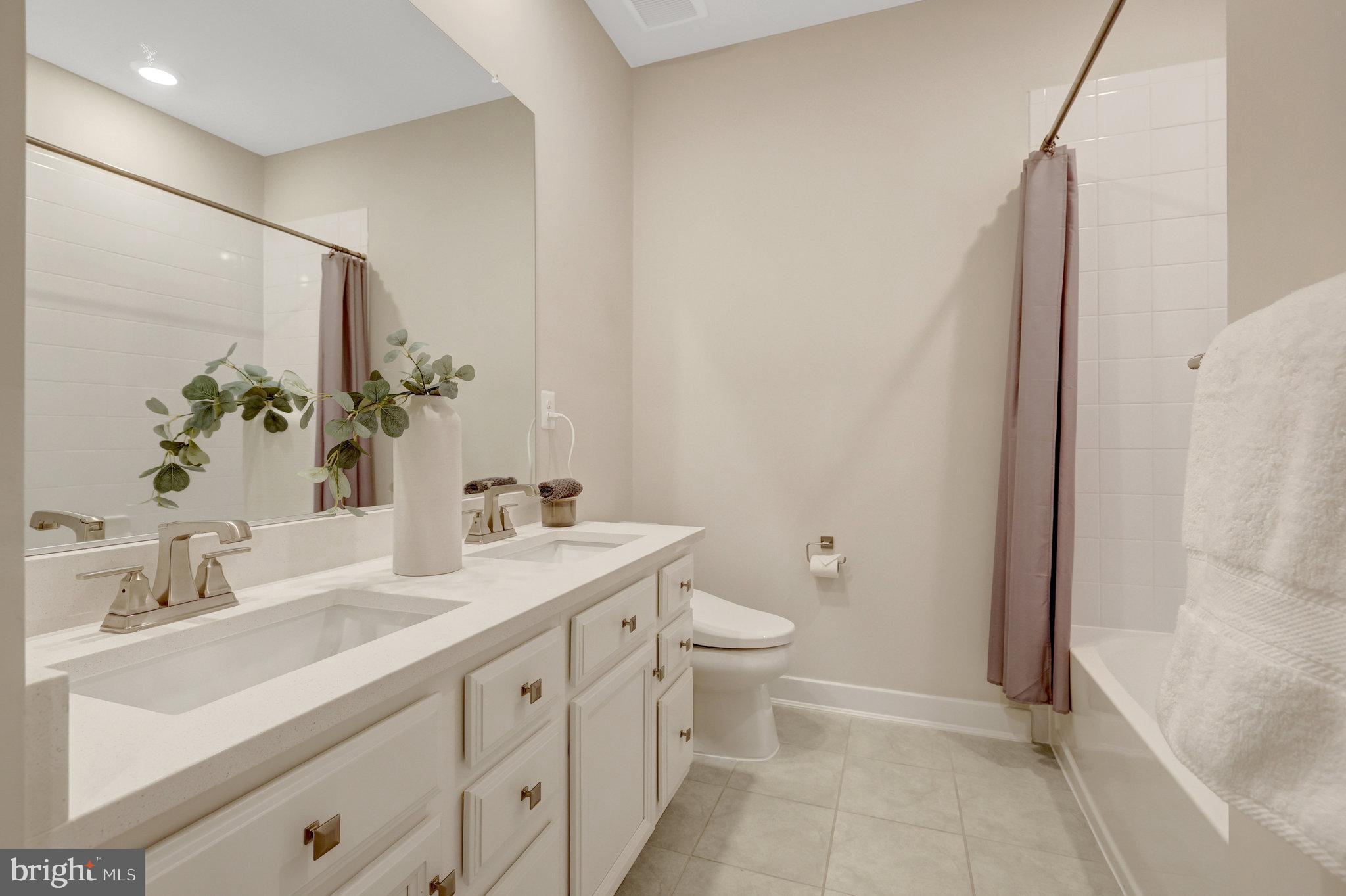 WATERVIEW AT WOODLAND PARK - Residential