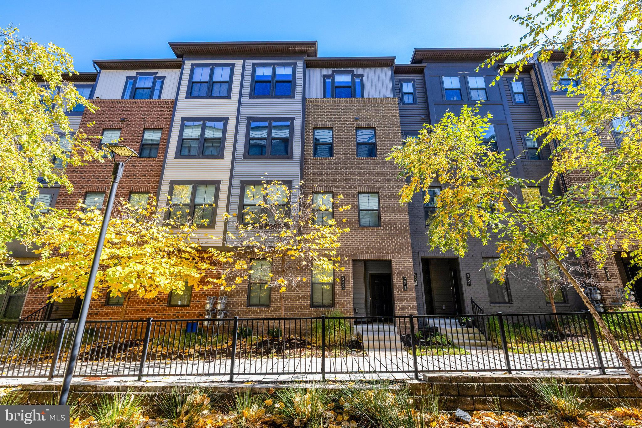 WATERVIEW AT WOODLAND PARK - Residential