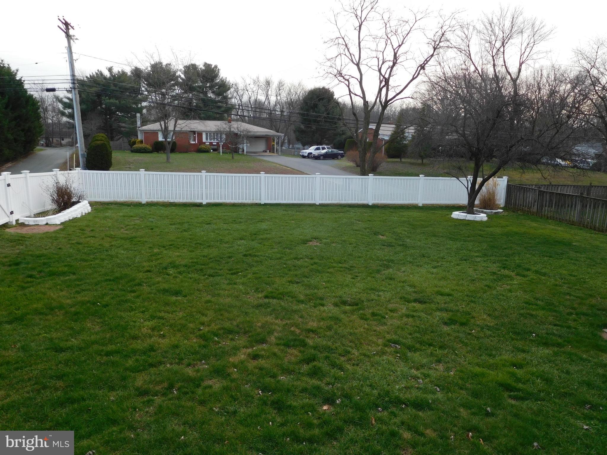 WOODBRIDGE CENTER - Residential