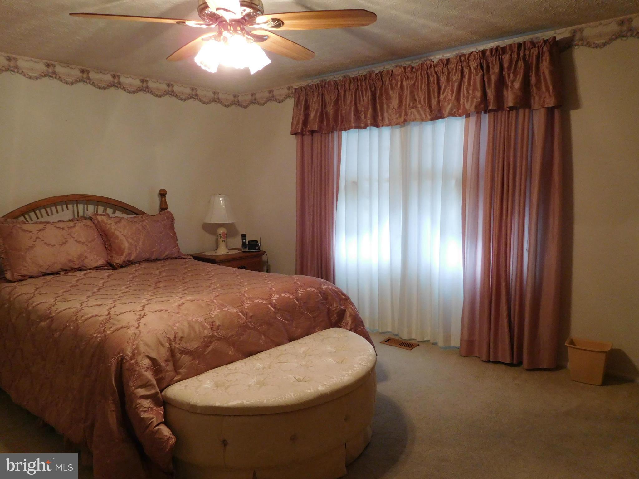 WOODBRIDGE CENTER - Residential