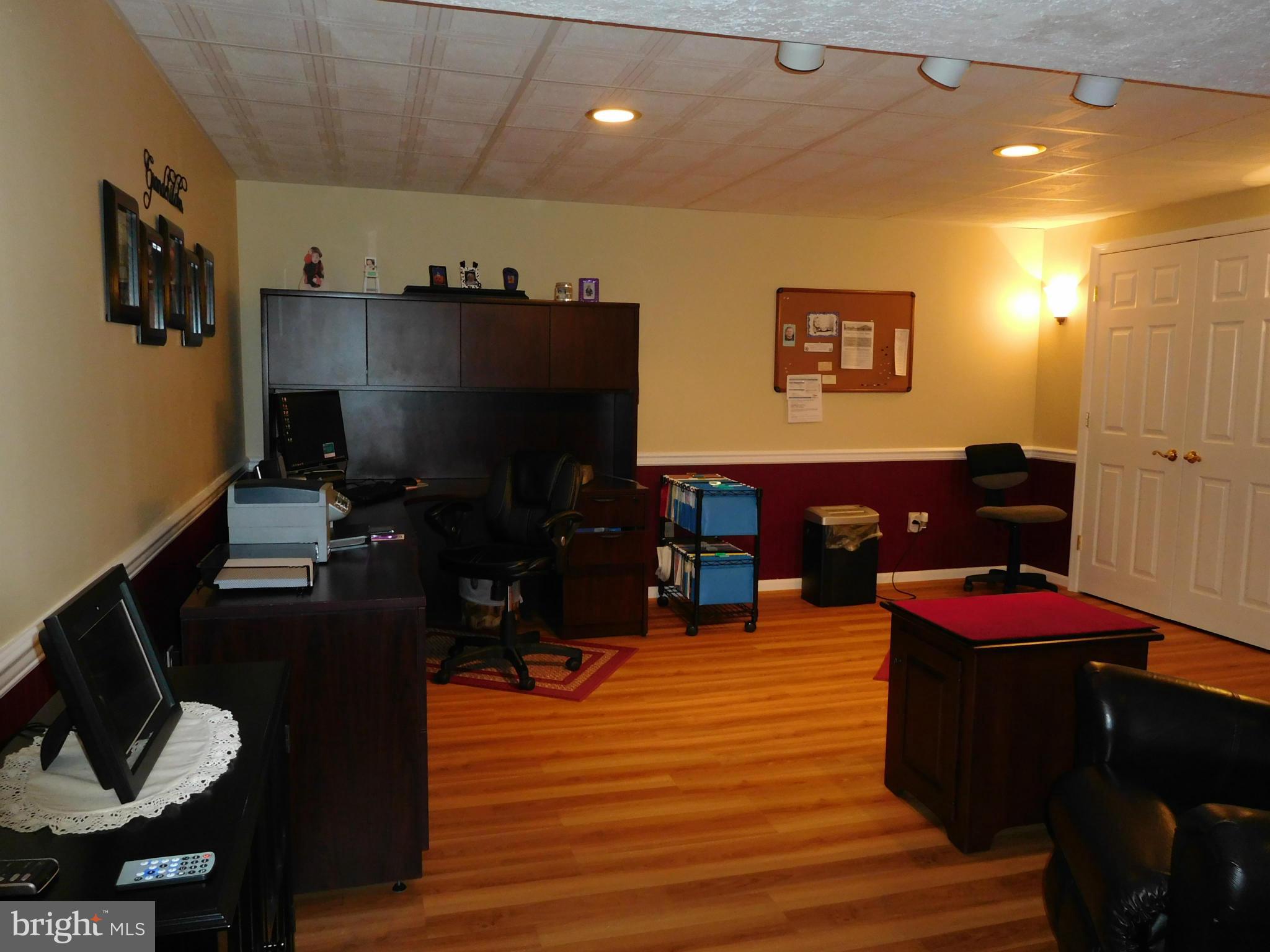 WOODBRIDGE CENTER - Residential