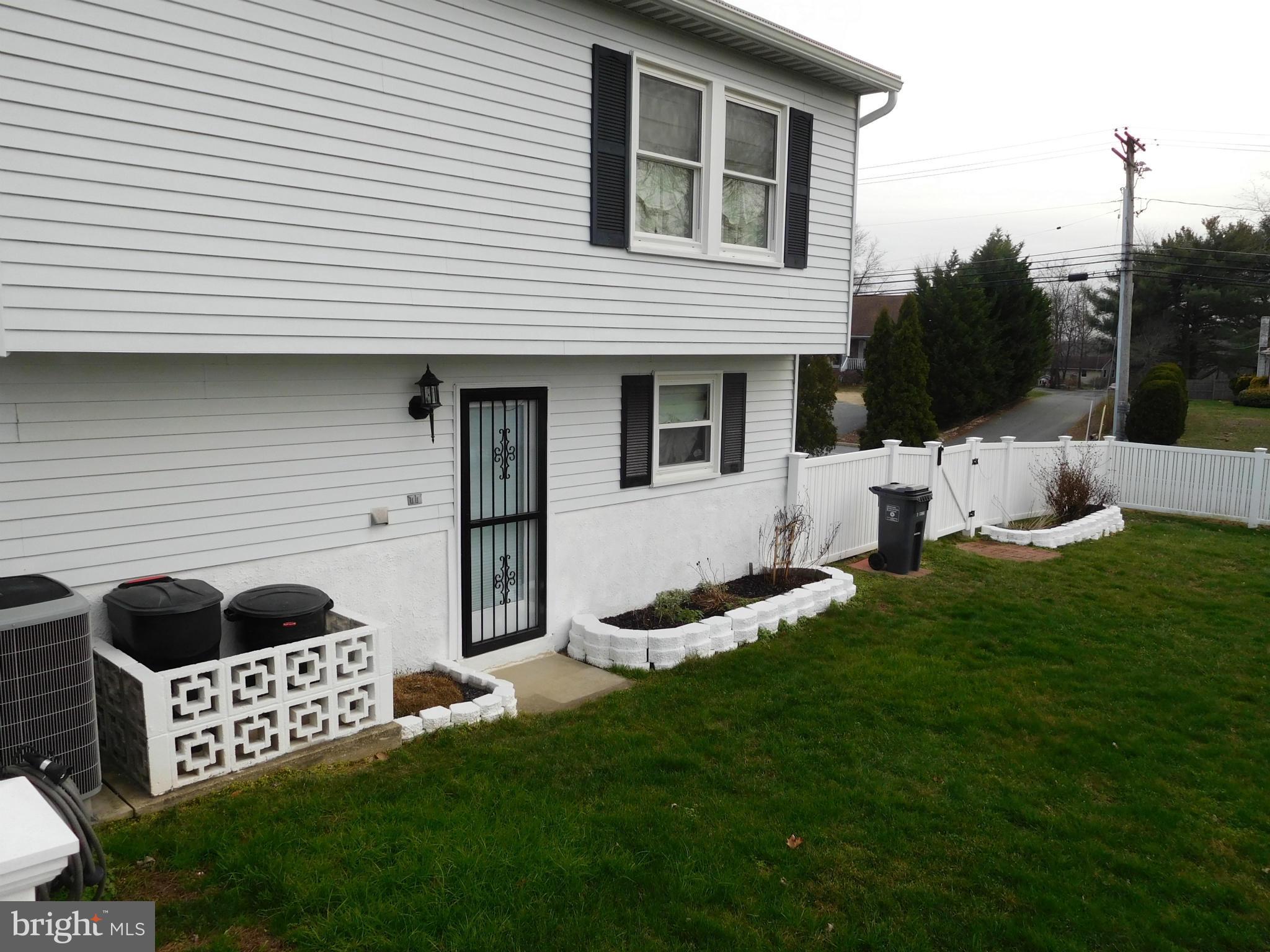 WOODBRIDGE CENTER - Residential