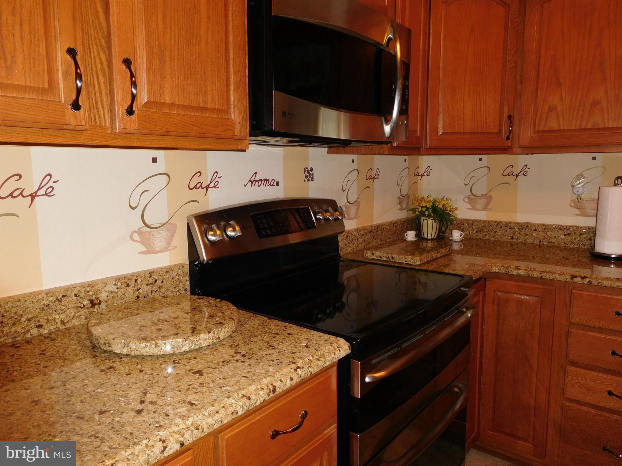 WOODBRIDGE CENTER - Residential