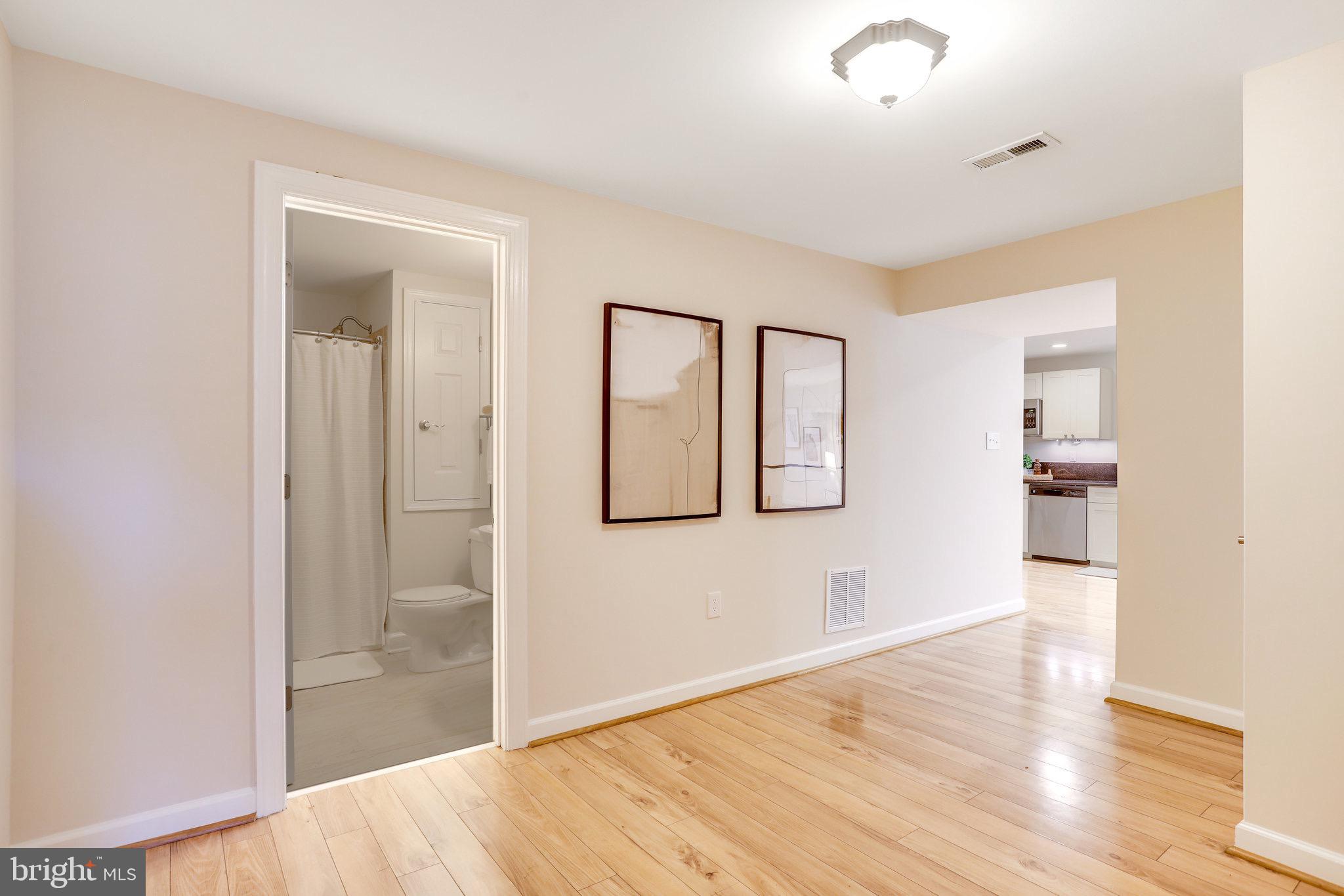 SPRING RIDGE - Residential