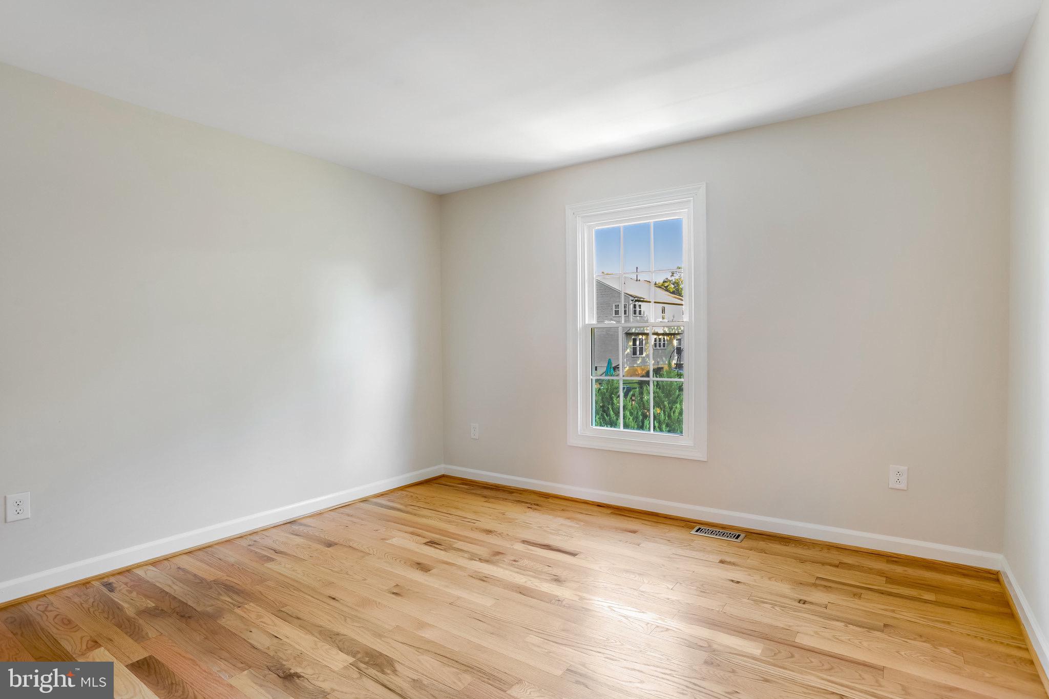 SPRING RIDGE - Residential