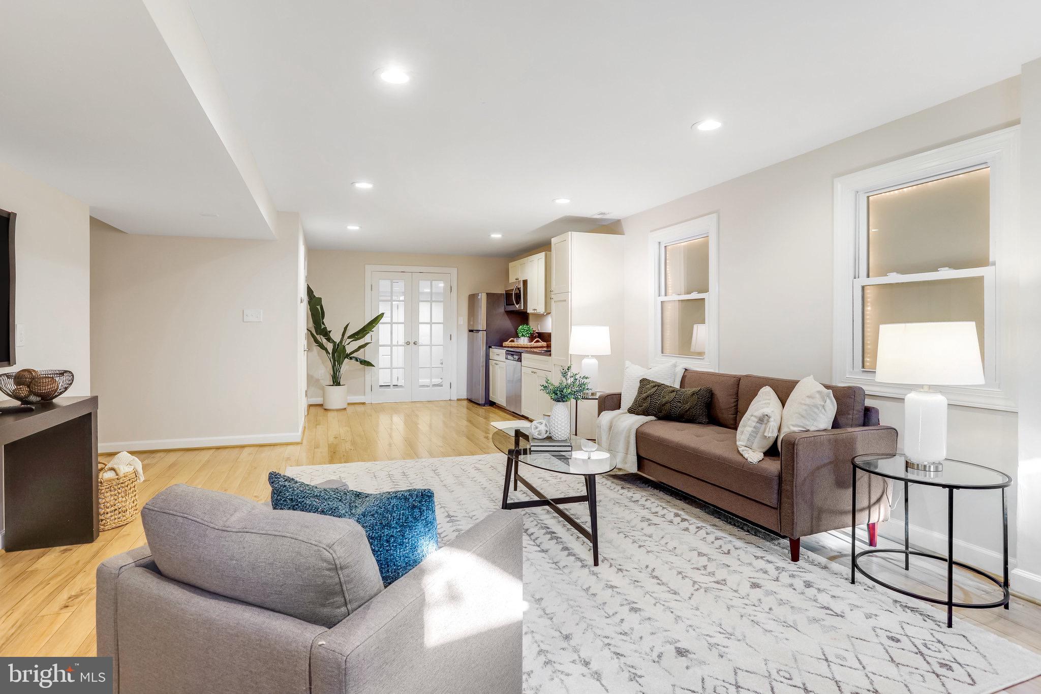 SPRING RIDGE - Residential