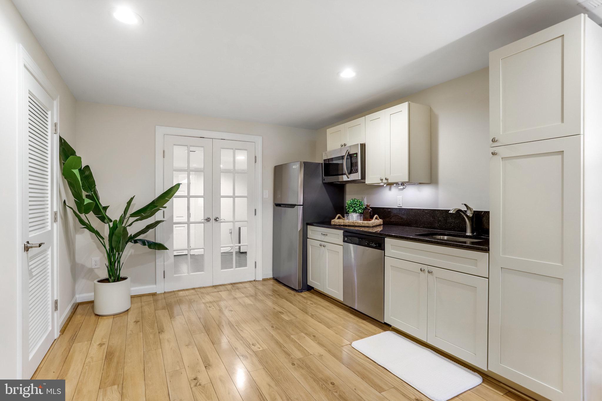 SPRING RIDGE - Residential