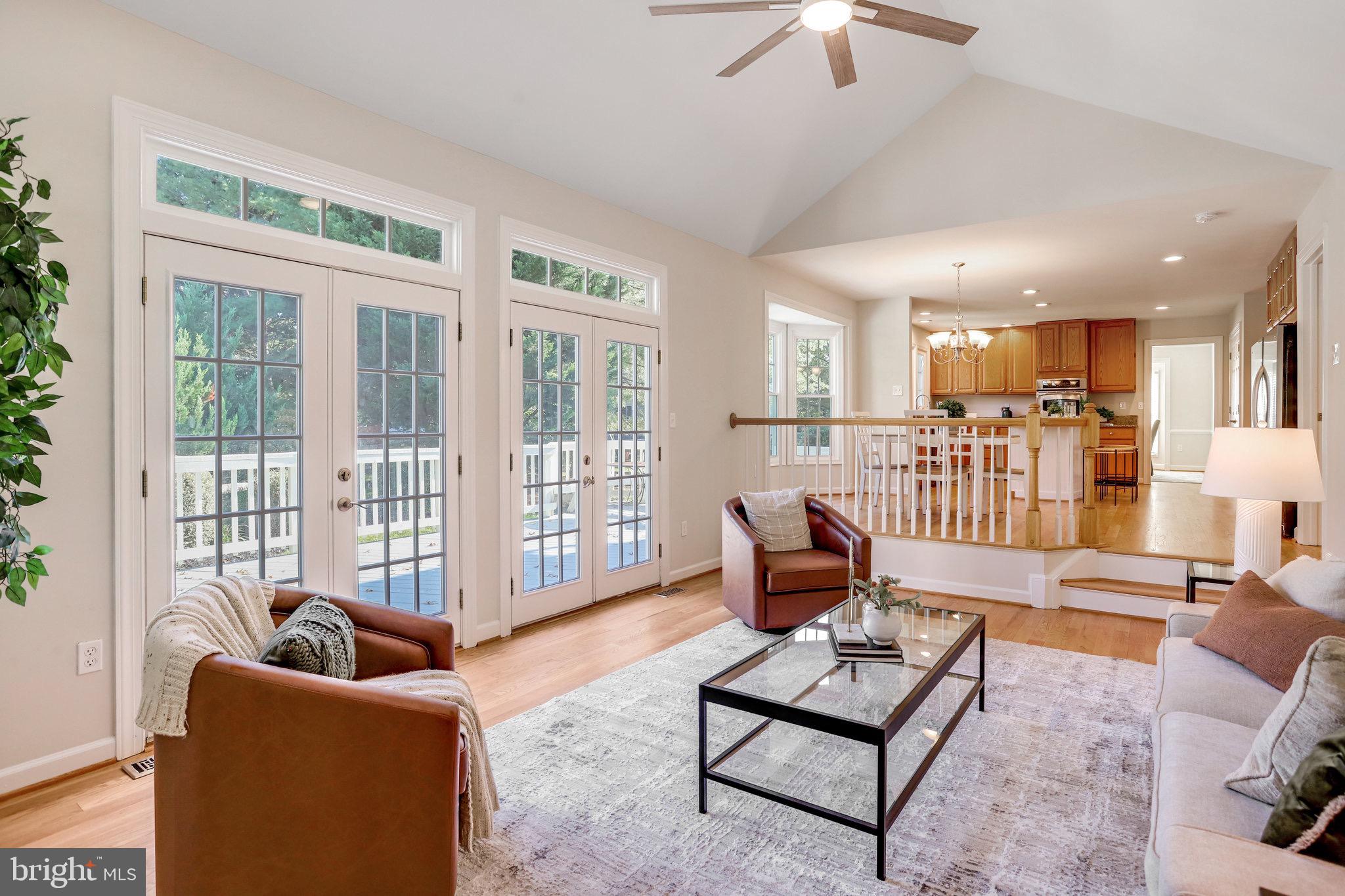 SPRING RIDGE - Residential