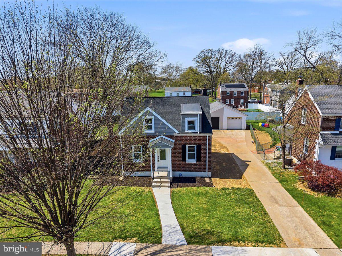 MIDWAY MANOR - Residential