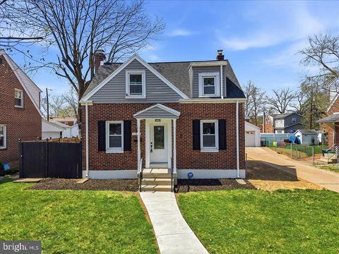 Photo of 1122 N Van Buren Street, ALLENTOWN, PA 18109 (MLS # PALH2015250)