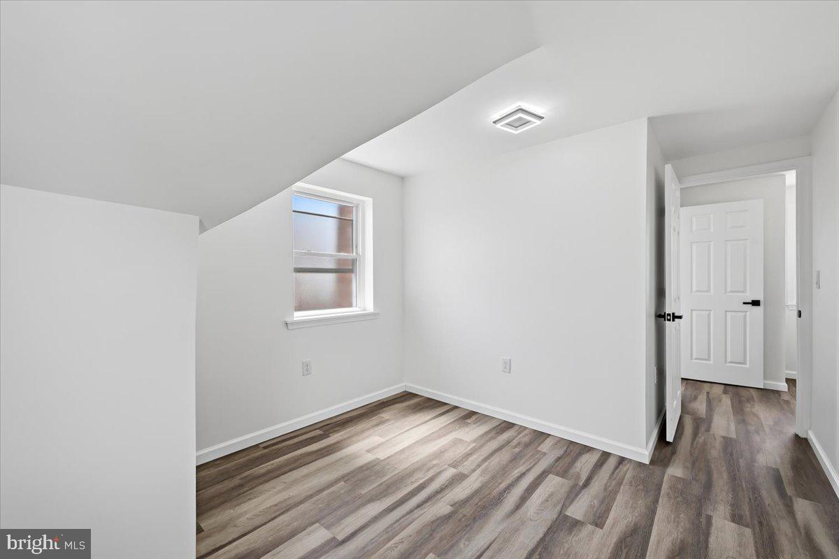 MIDWAY MANOR - Residential