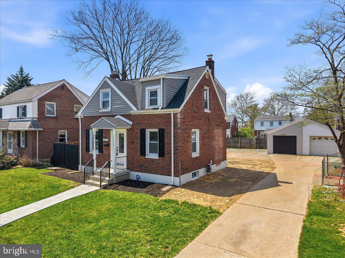 MIDWAY MANOR - Residential