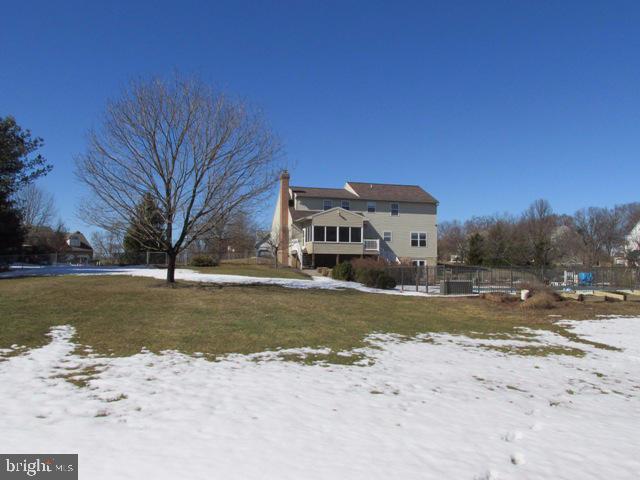 CRESTVIEW - Residential