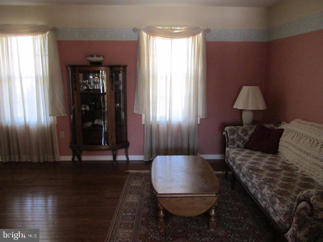 CRESTVIEW - Residential