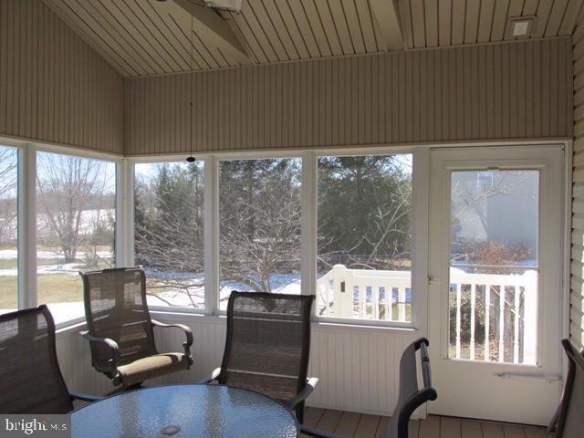 CRESTVIEW - Residential