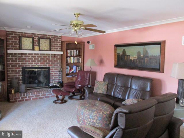 CRESTVIEW - Residential